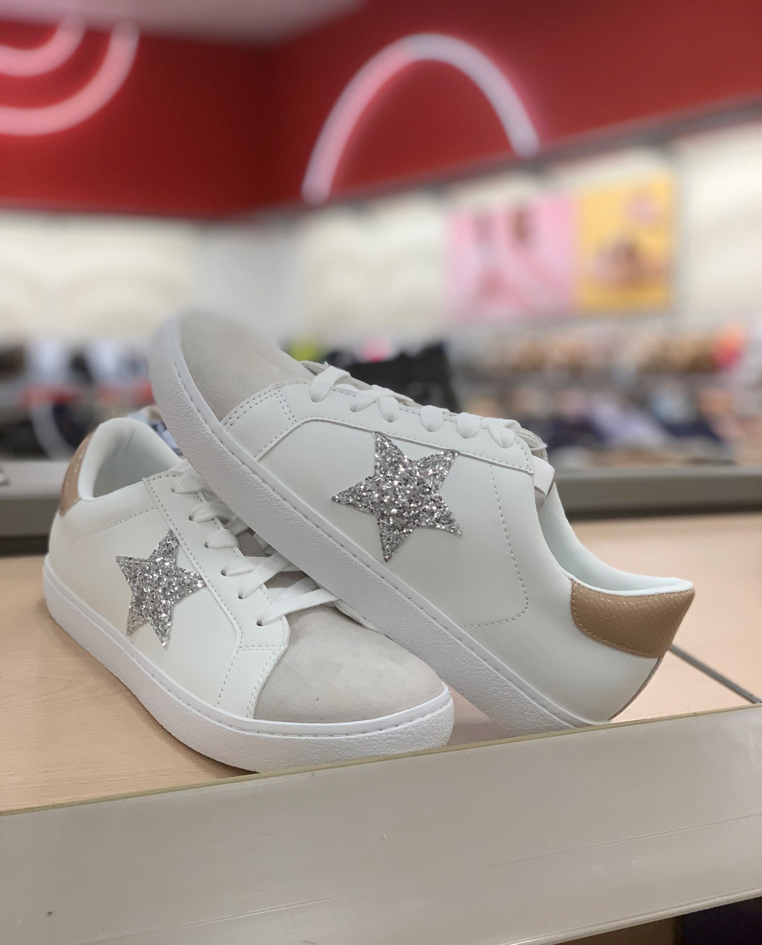 NEW—Sneakers at Target! 🎯

Very comfy, super cute and on-trend look-a-likes 🤍⭐️

#LTKBacktoSchool #LTKFind #LTKunder50