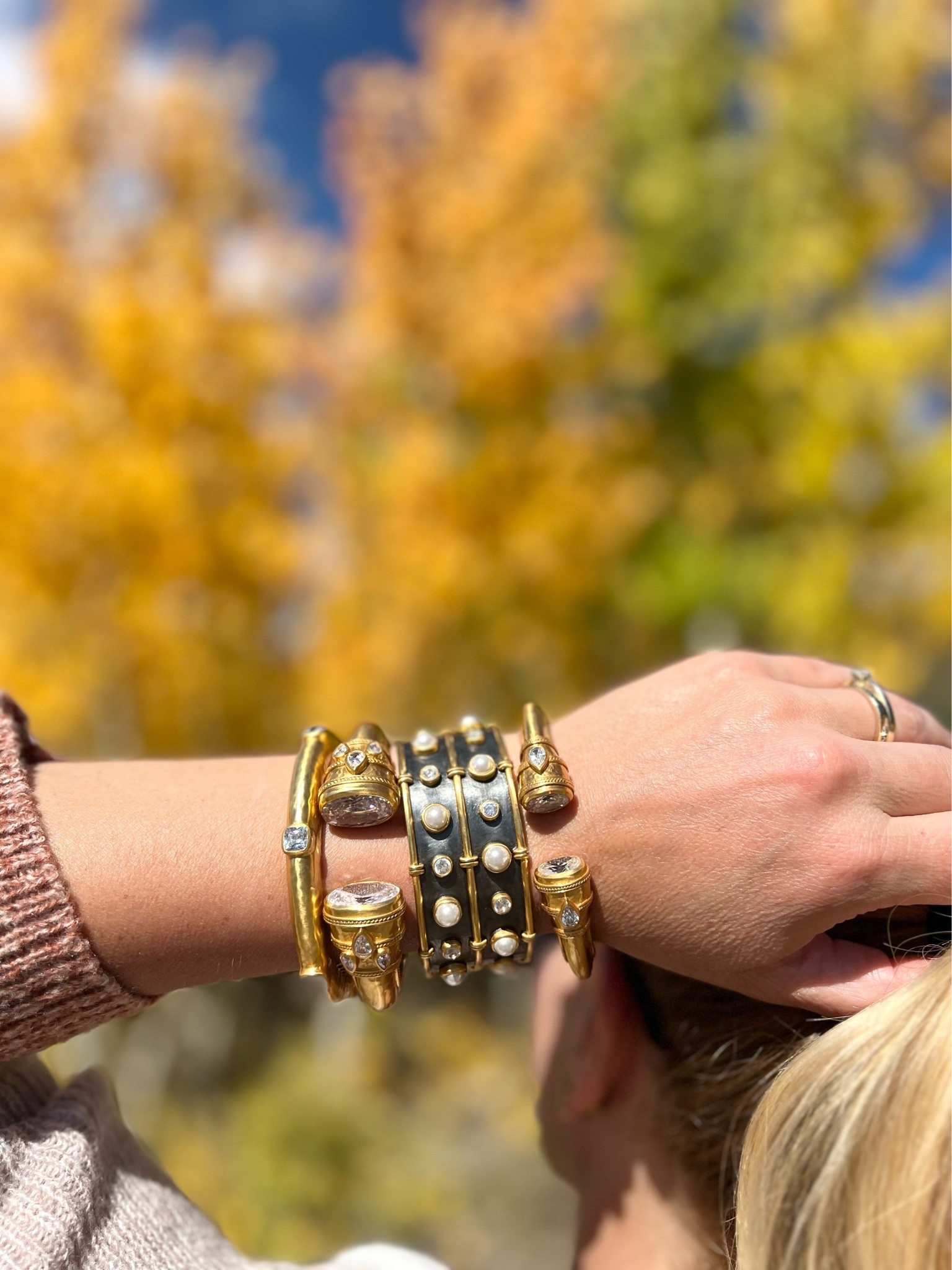 🍁Are you enjoying Fall as much as I am? Let me introduce the perfect bracelets! 

🍁Julie Vos always has the most stunning pieces. 

🍁You will reach for these year round! 

🍁Such statements pieces and the quality is exceptional!

#LTKWorkwear #LTKTravel #LTKSeasonal