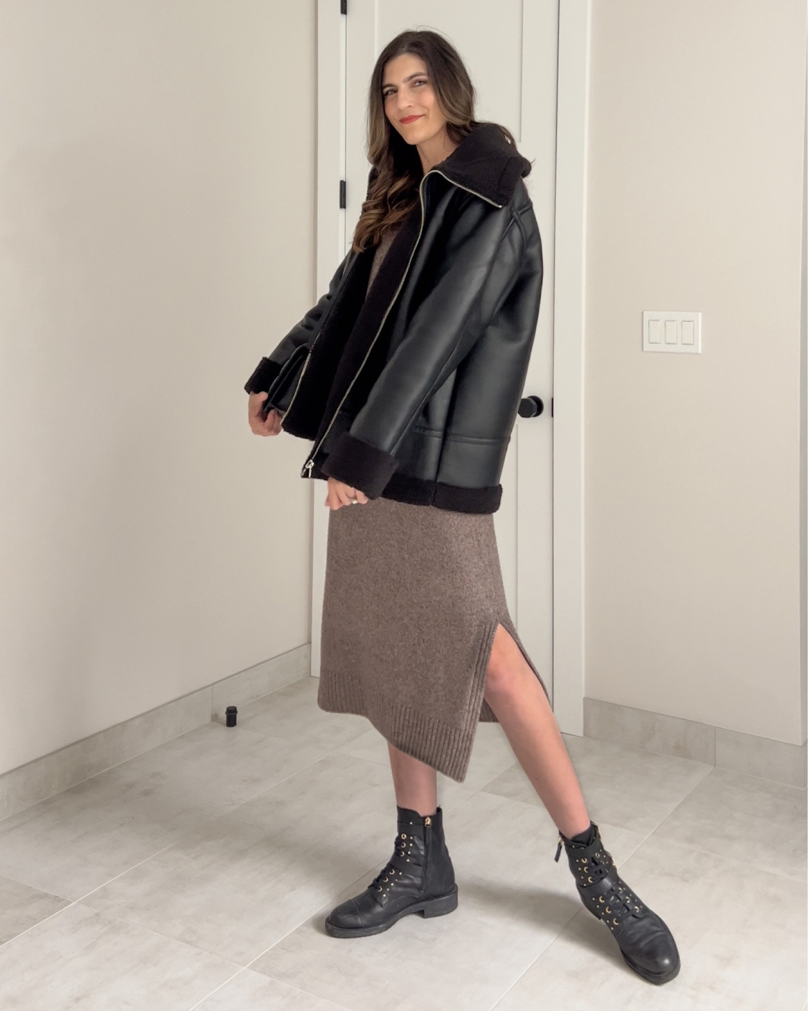 Tall girl approved fall outfit!

Dress: old H&M (linked similar style)
Aviator: linked similar tall and standard style
Boots: old from Office (linked similar style)


#LTKunder50 #LTKunder100 #LTKSeasonal