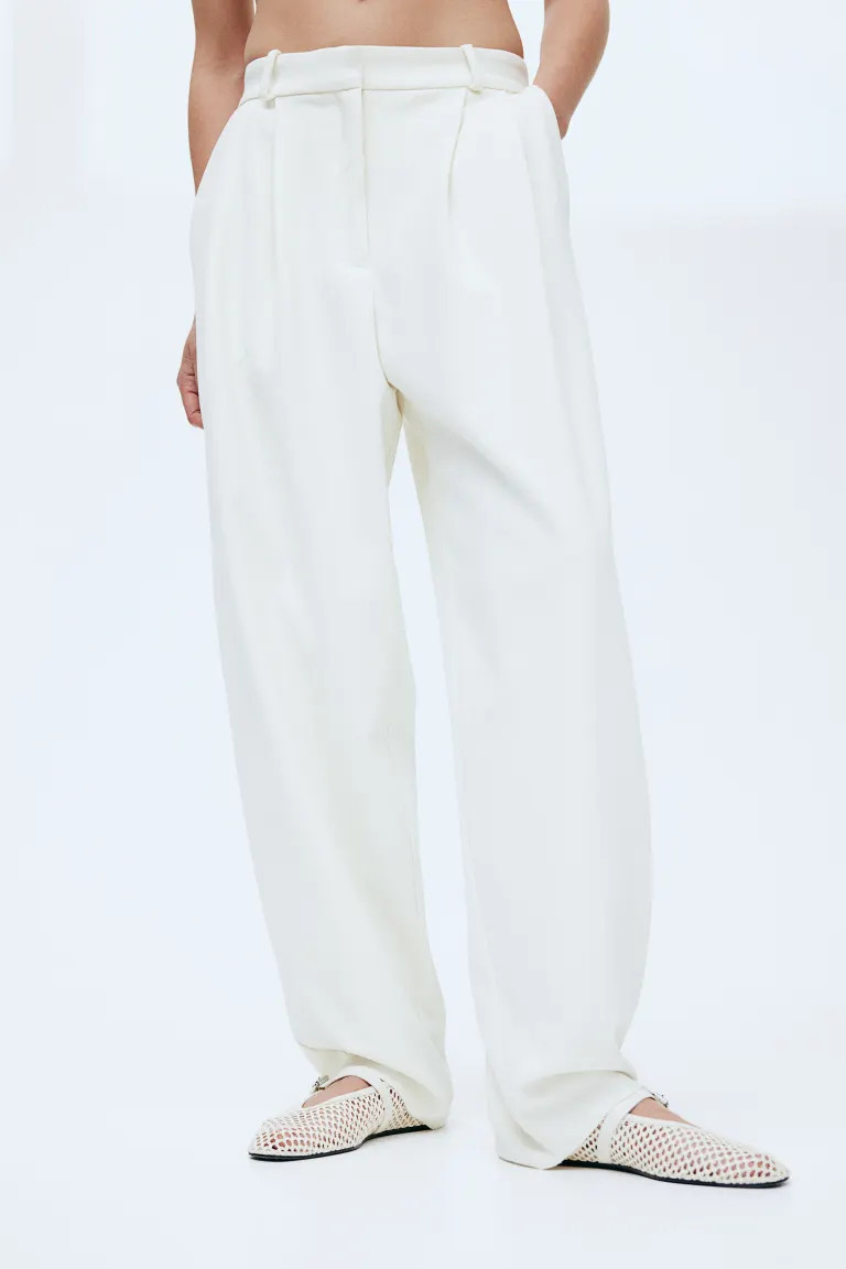 White | H&M (UK, MY, IN, SG, PH, TW, HK)