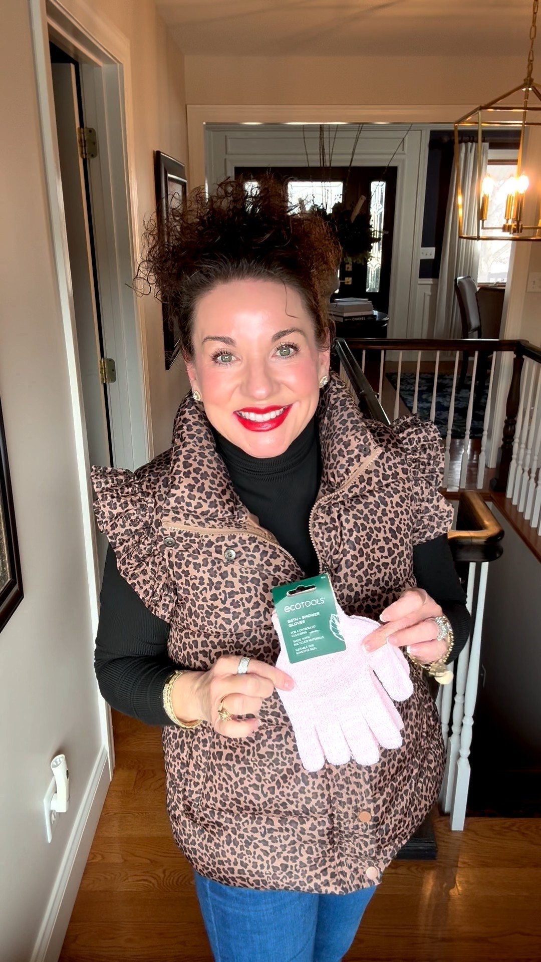 If you’ve never tried exfoliating gloves… this might be your sign. 🤍

I’ve been using my favorite exfoliating gloves in the shower and they make such a difference in how my skin looks and feels. They gently remove dead skin, help smooth rough patches, and leave my skin feeling so soft and refreshed. I especially love using them before shaving or applying self-tanner because everything goes on more evenly.

The key is light pressure and consistency—not scrubbing too hard. I use them a few times a week with my regular body wash and my skin feels noticeably smoother and brighter.

Sometimes the simplest beauty routine upgrades make the biggest impact.




#SkincareRoutine #BodyCare #ExfoliatingGloves #GlowingSkin #SelfCareTips #BeautyFavorites #HealthySkin #SimpleBeauty

#LTKmorningroutine #LTKBeauty