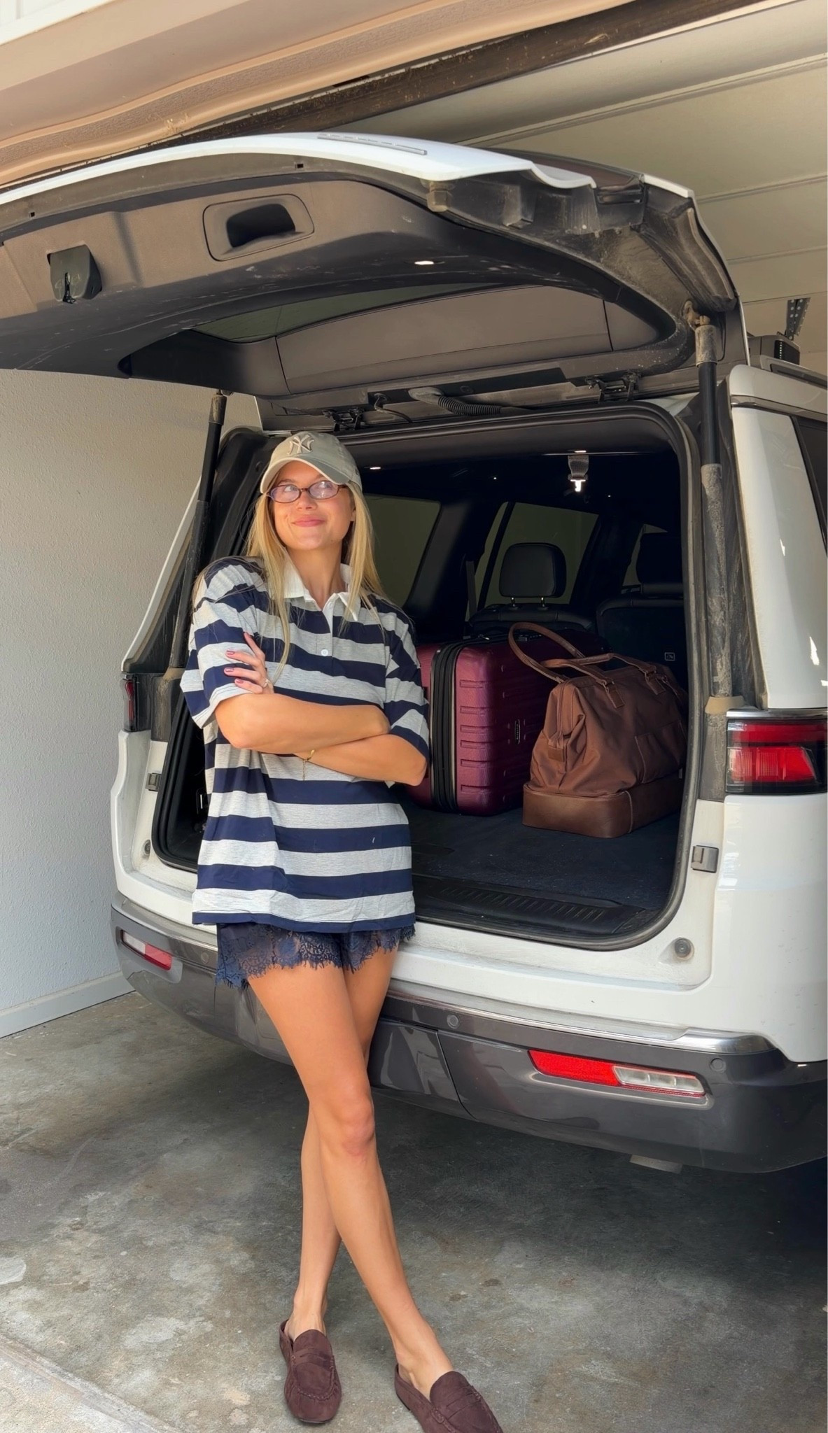 Travel ootd 🍂☕️🛩️ In a M top and M shorts! (Size up 1 IMO on the shorts) #fallstyle #travel #travelootd

#LTKNYFW #LTKootd