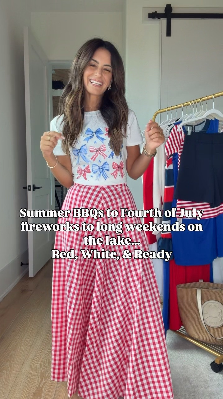 🇺🇸Red, White, & Blue 

🍗Summer BBQs …
🎇Fourth of July fireworks …
🛶Long weekends on the lake… 

📍For Reference, I’m 5’5, 115 pounds. Wearing Size xs-s

#LTKTravel #LTKOver40 #LTKSaleAlert