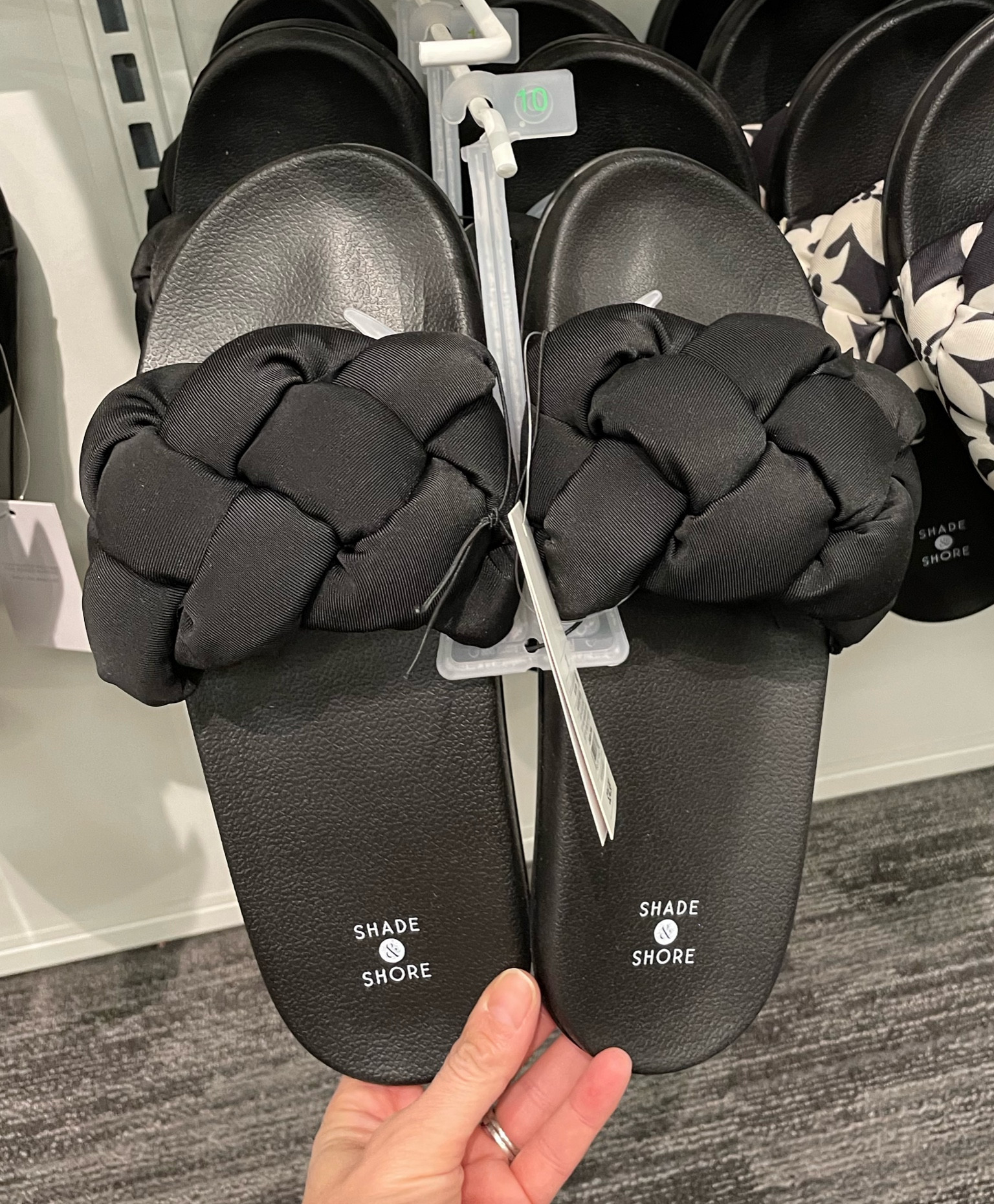 These padded slides are new and an Anthropology dupe at a 1/4 of the price tag 

#LTKstyletip #LTKSeasonal #LTKshoecrush