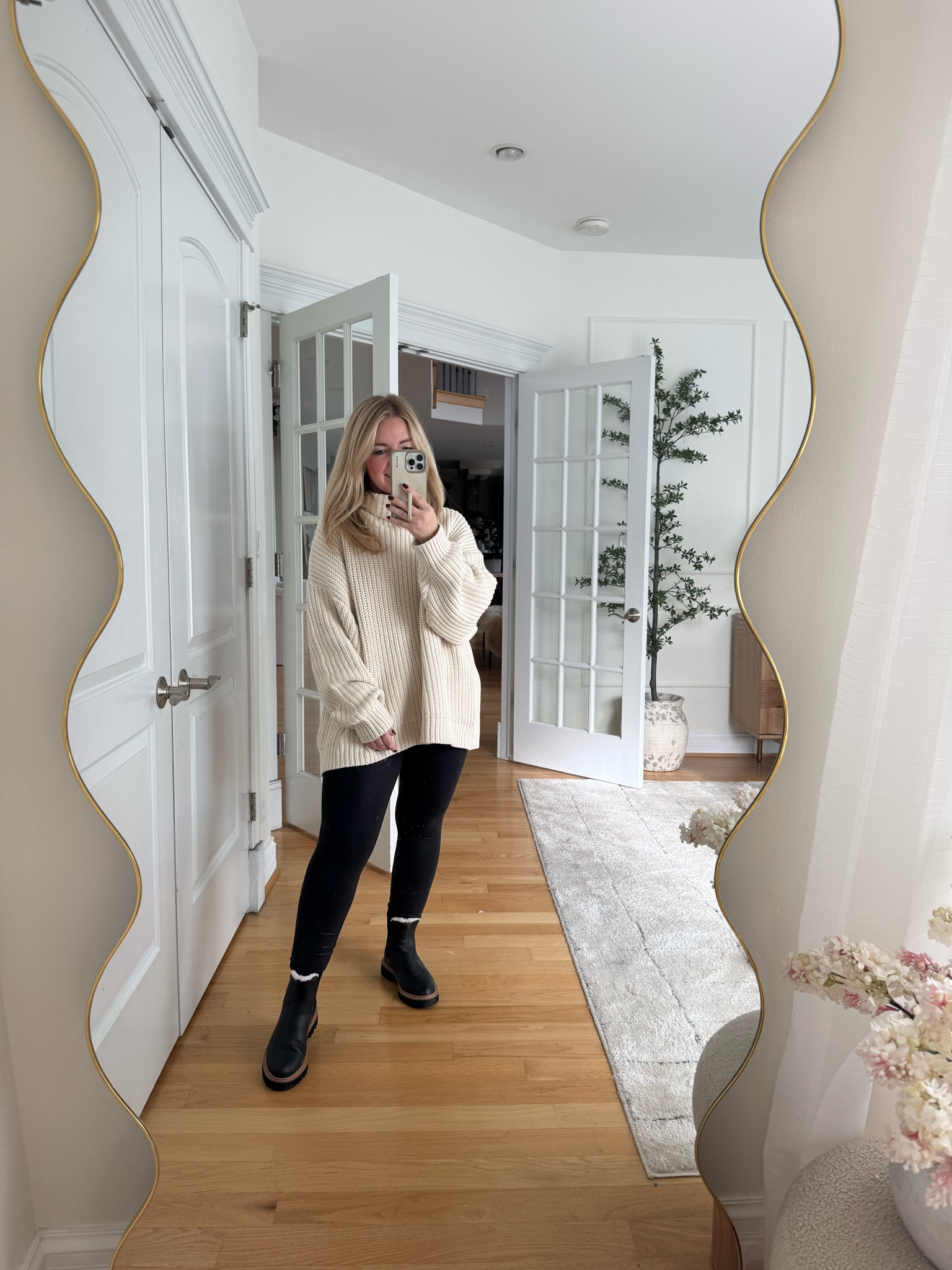 Casual cozy outfit idea for Winter! These boots are sherpa lined and so comfy! 

#holidayoutfit #casualoutfit #leggings #chelseaboots #sweater #cozyoutfiy #holidayoutfits 

#LTKHoliday #LTKGiftGuide #LTKShoeCrush