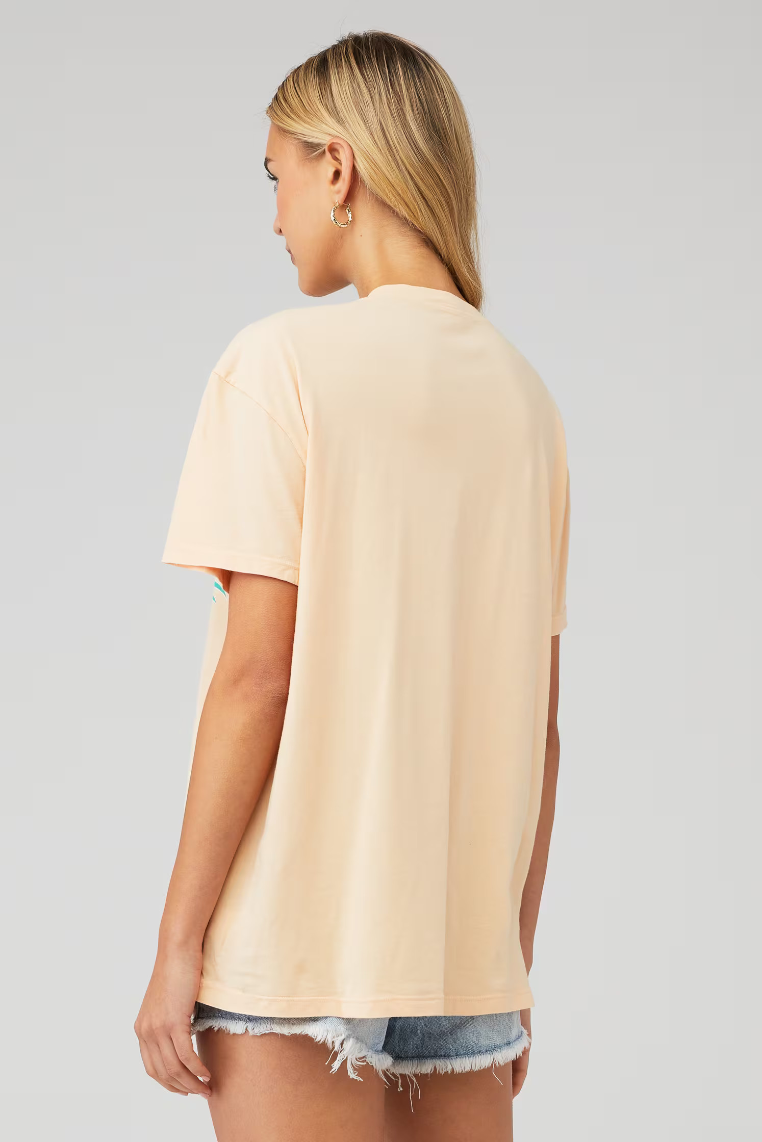 TRAVIS TEE | FashionPass