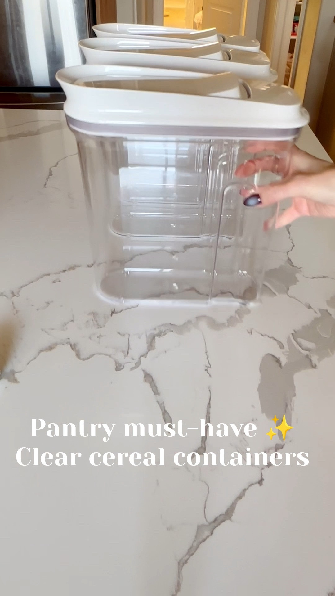 A pantry must-have I’ll never stop using 🤍
Clear cereal containers keep everything fresh, visible, and so satisfying to restock.
Linked here 👇🏼 #ltkhome
#ltkfinds
#pantryorganization
#pantryrestock
#homeorganization
#organizedpantry
#kitchenorganization
#pantryfavorites