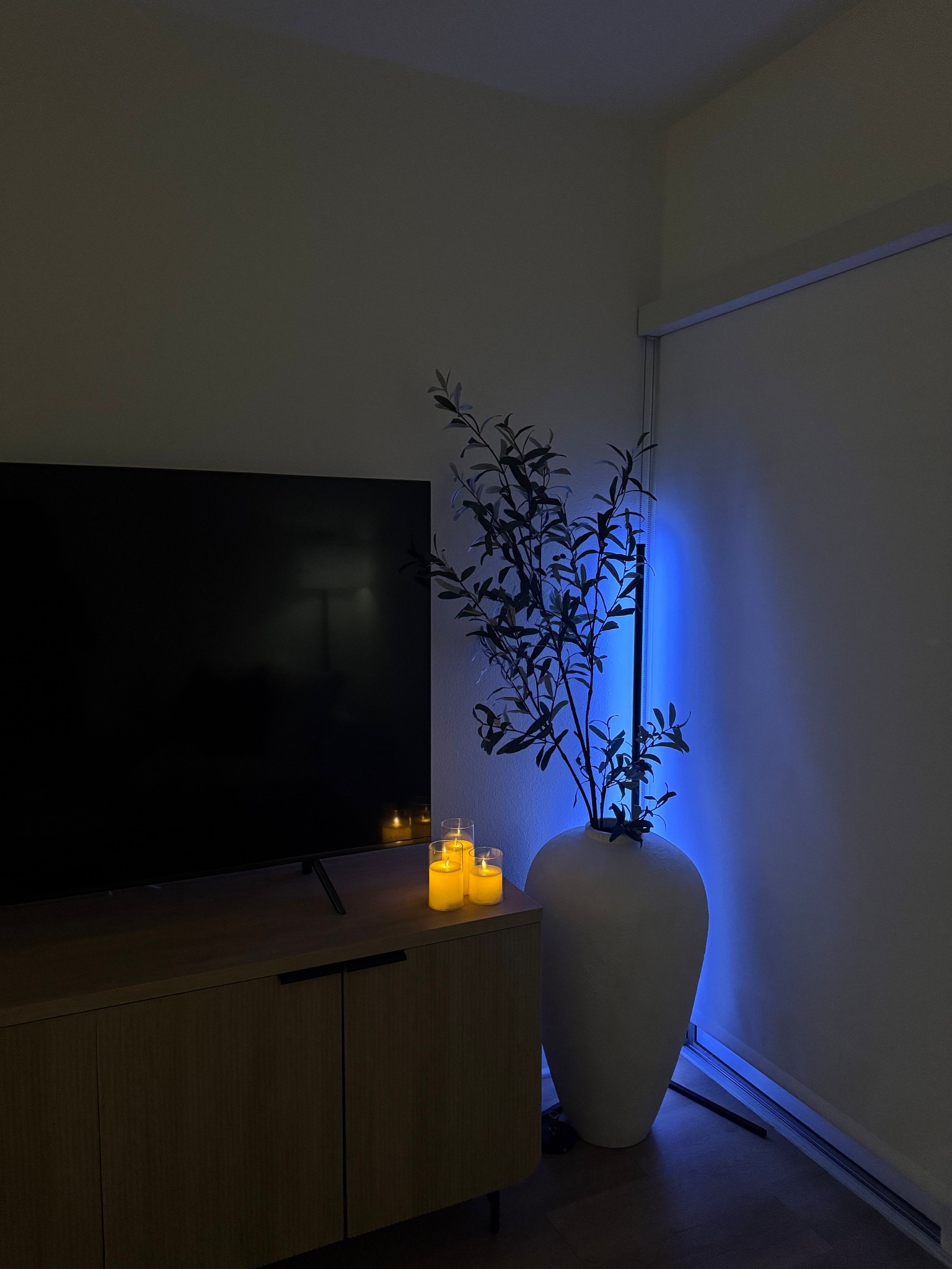 LED floor lamp 

#LTKvlog #LTKU #LTKHome