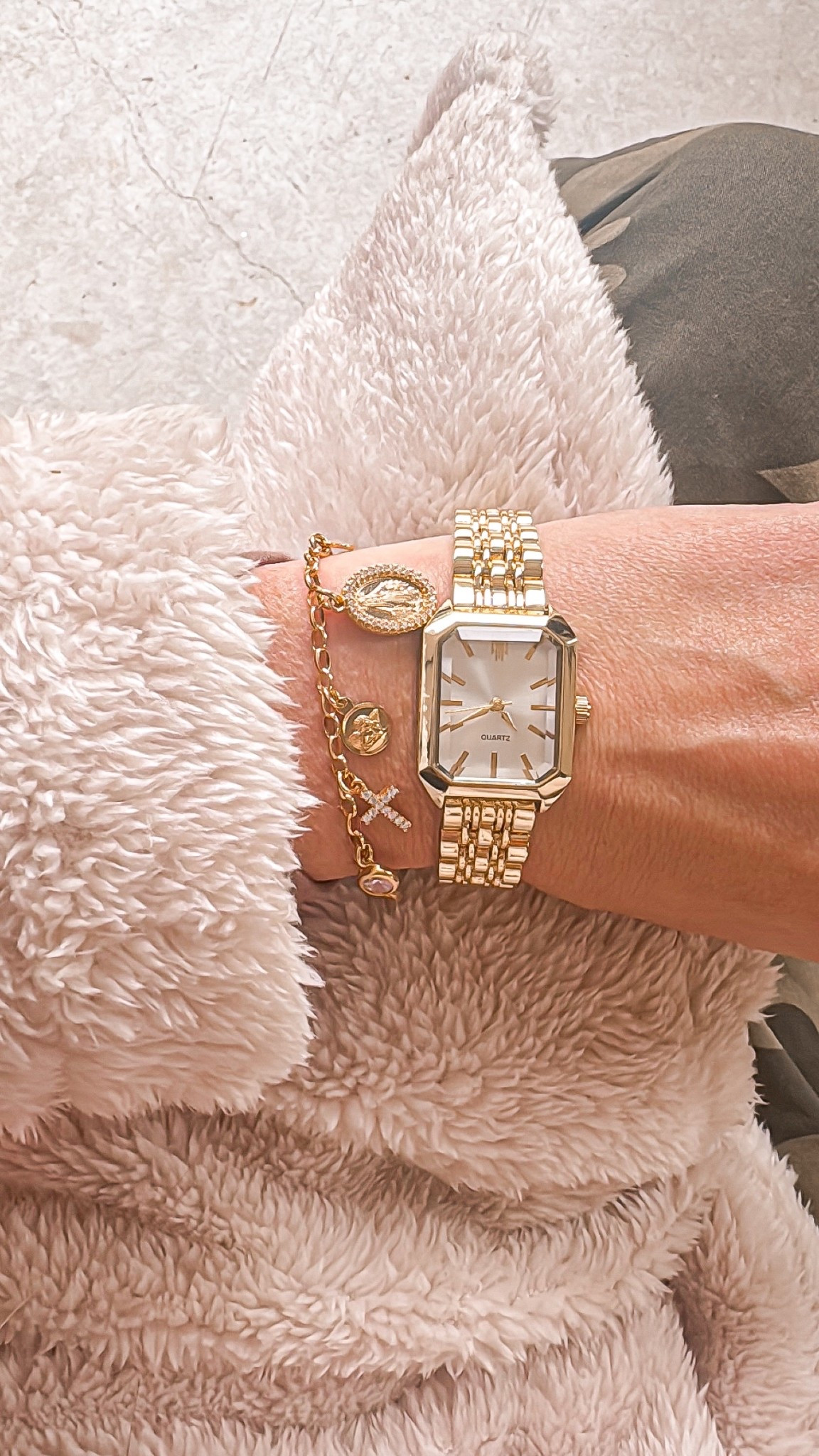 Accessories! 

#LTKSaleAlert #LTKStyleTip #LTKFindsUnder100