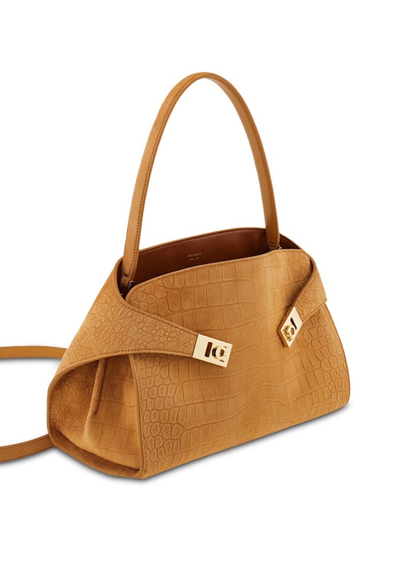 Ferragamo Hug Soft Suede Shoulder Bag


#LTKTravel #LTKootd #LTKWorkwear