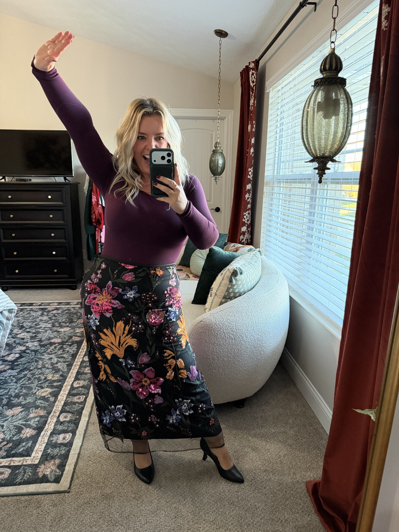 DON’T SLEEP ON SHEIN!! I know people get scared of it but it’s free returns AND I’ve done all the hard work for you! I’ve tried (& retuned) over 100 items this month & am sharing the GREAT ones like this fully sequined floral maxi skirt! The perfect Christmas or New Years Eve look! I paired it with this berry colored bodysuit from Walmart. Wearing my true size lg in the top but I sized up for the hip/booty area to an xl in the skirt. Also you can dance all night in these COMFY low heels!

*I linked all my top SHEIN finds here too in case you want to add a fe onto your orders, there are my tried & trues!!

#LTKPetite #LTKHoliday #LTKMidsize