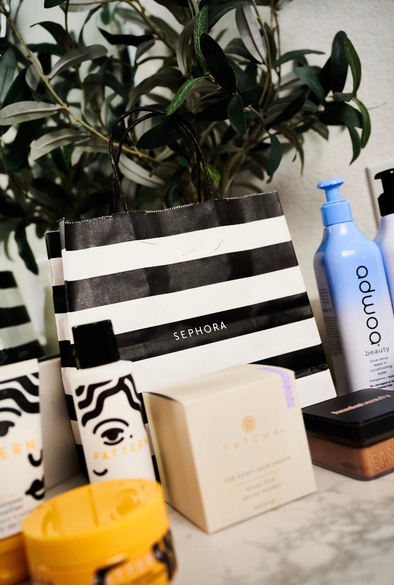 Be a Beauty Insider to receive access to the sale! Free Same Day
Delivery from 4/14-4/17 at 1:00pm PT Use code:
FREETODAY
#Ad #SephoraUSPartner #Paidlink @Sephora 

#LTKSaleAlert #LTKBeauty