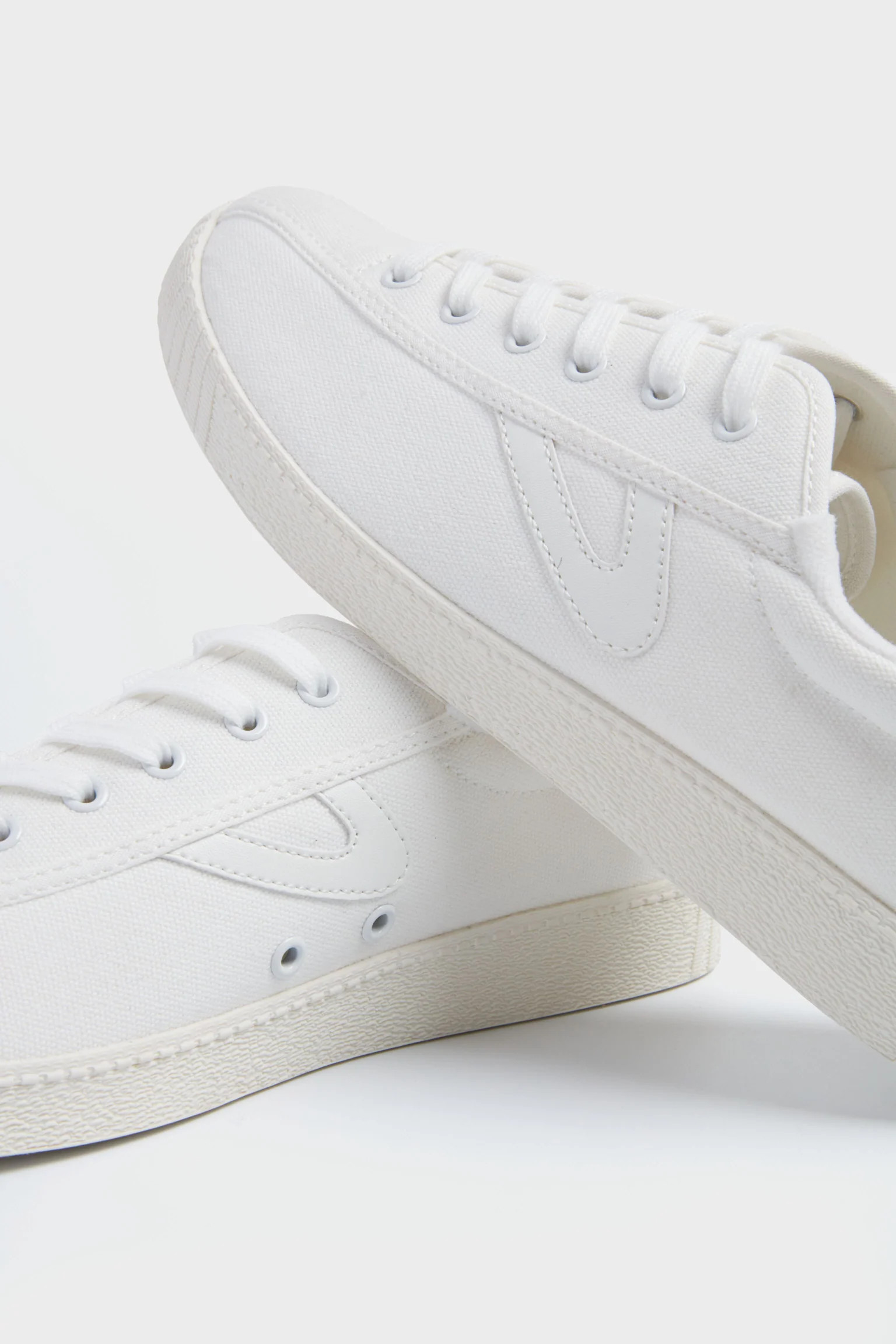Women's White Nylite Canvas Sneakers | Tuckernuck (US)
