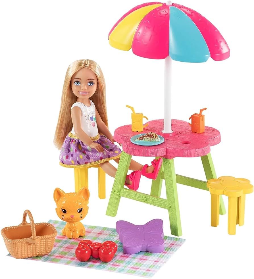 Barbie Chelsea Picnic Playset with Chelsea Doll (6-in Blonde), Pet Kitten, Picnic Table, Umbrella... | Amazon (US)