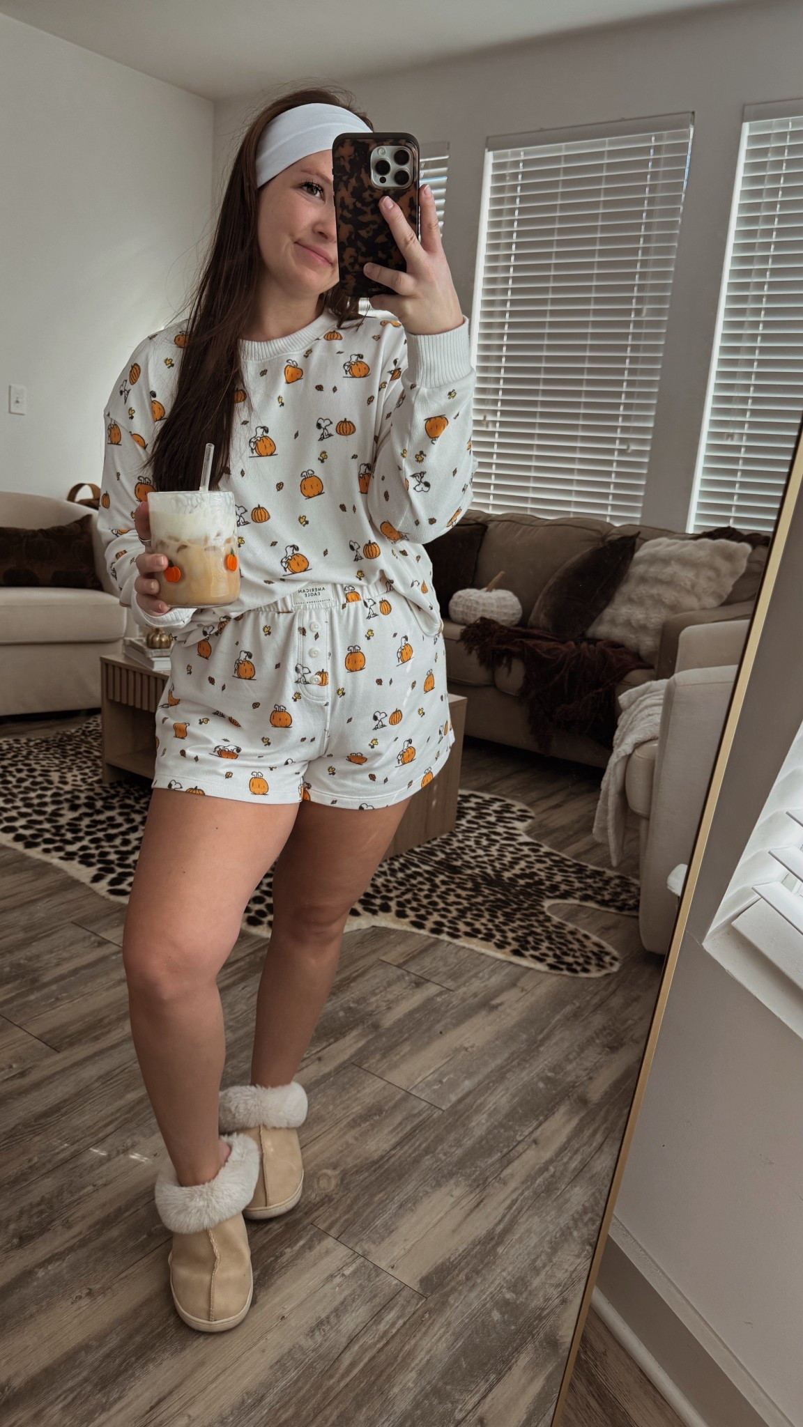pumpkin everything 🎃🧡

pumpkin season - fall pajamas - fall coffee cup - fall loungewear - cozy fall - fall aesthetic - american eagle - anthropologie 

#LTKSeasonal #LTKPetite #LTKHalloween