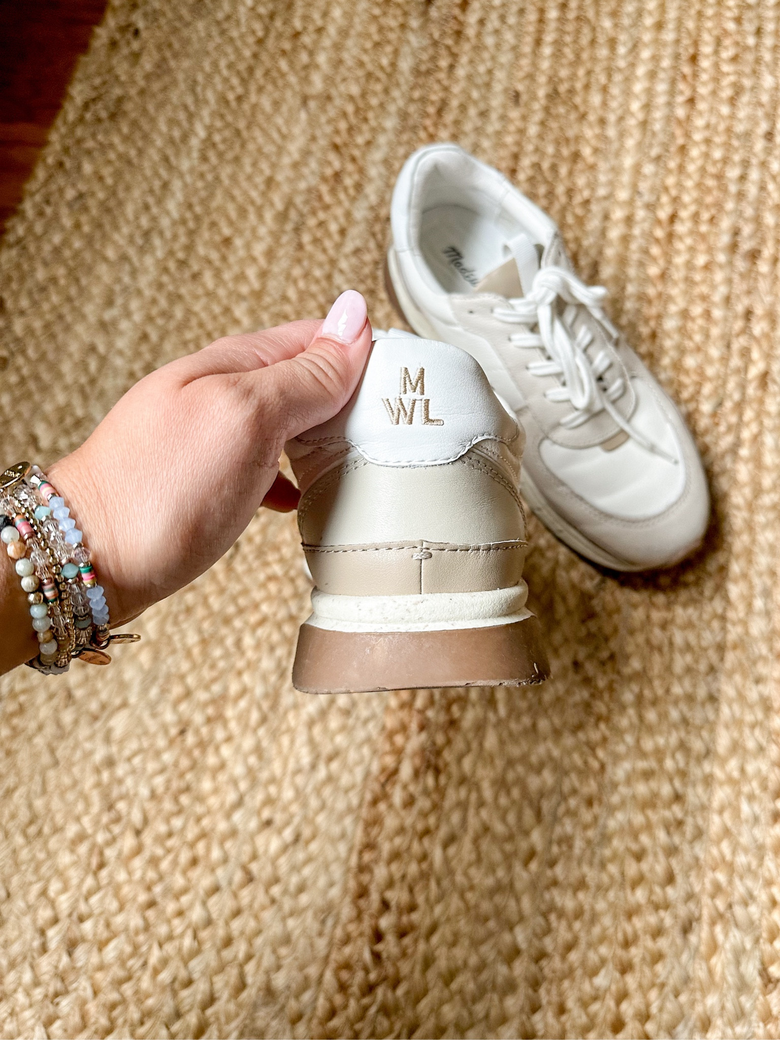 These new Madewell sneakers are my absolute go-tos! So cute and insanely comfortable! 🫶🏽

#LTKxMadewell