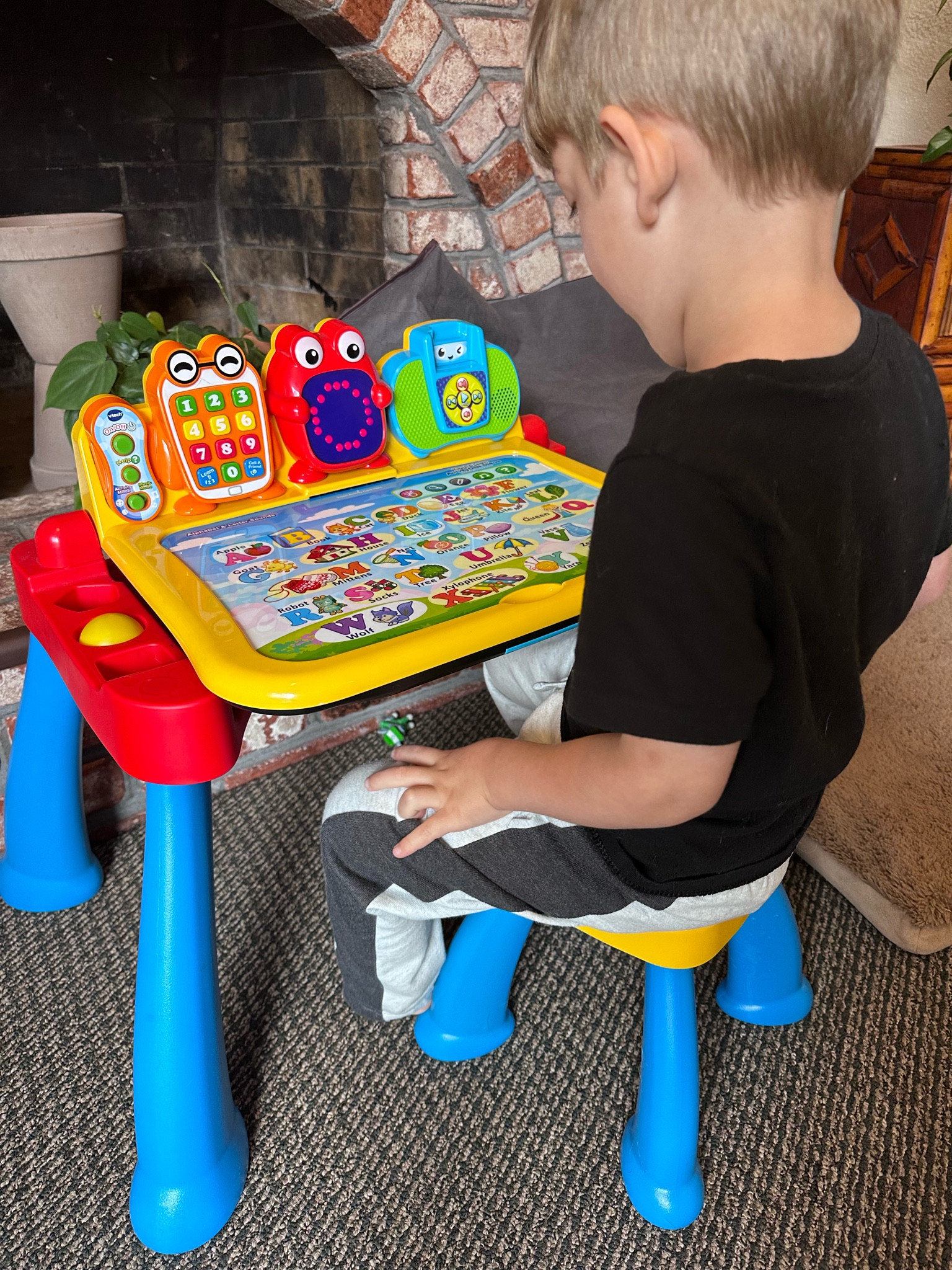 Need something to educational to keep your toddler learning! This desk is a toddler must have! It has tons of activities to help prep for preschool and kinder! 

#LTKkids #LTKbaby #LTKfamily