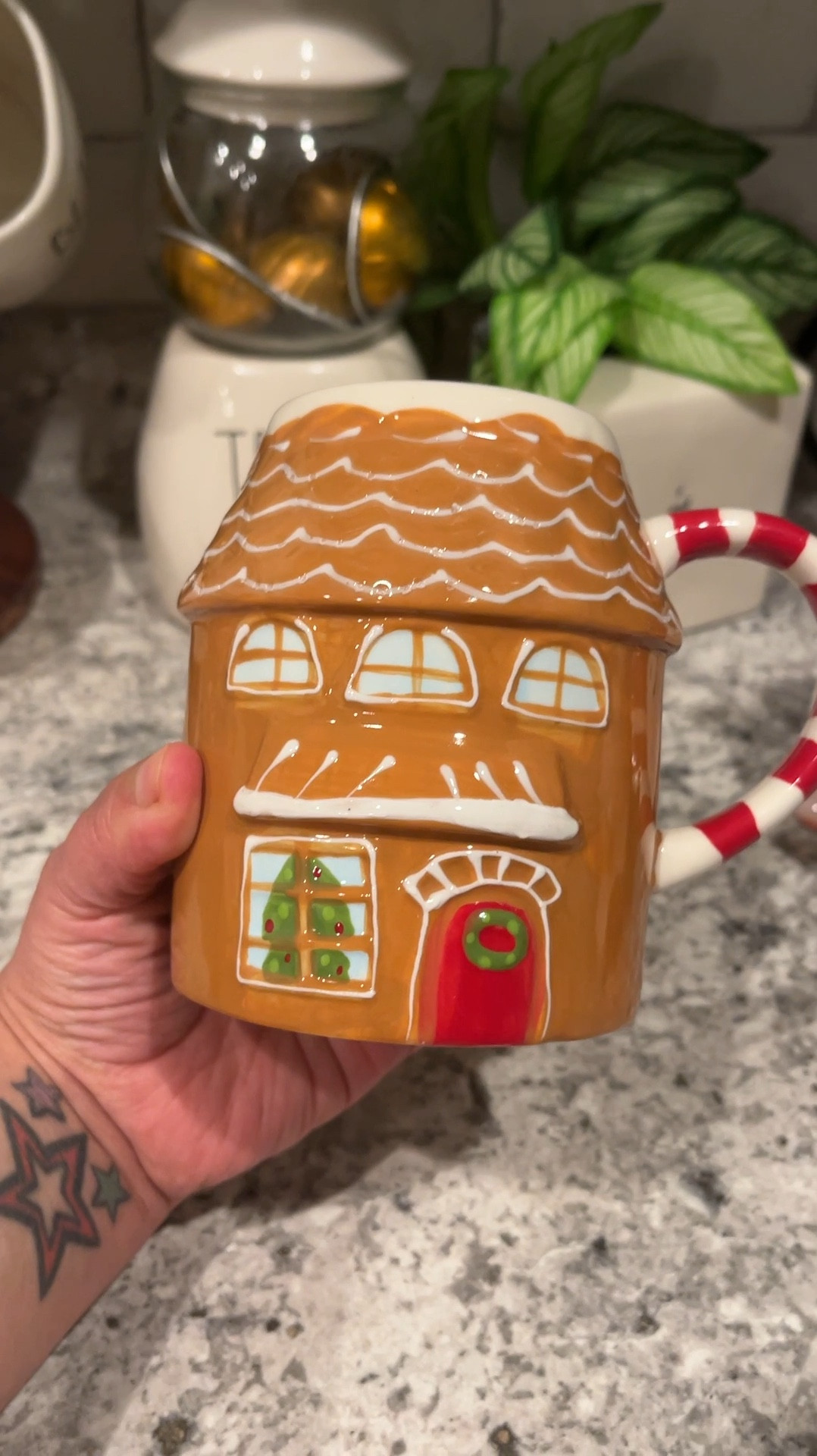 Super cute gingerbread house holiday mug! 🎄🎅🏼

#LTKSeasonal #LTKSaleAlert #LTKFamily