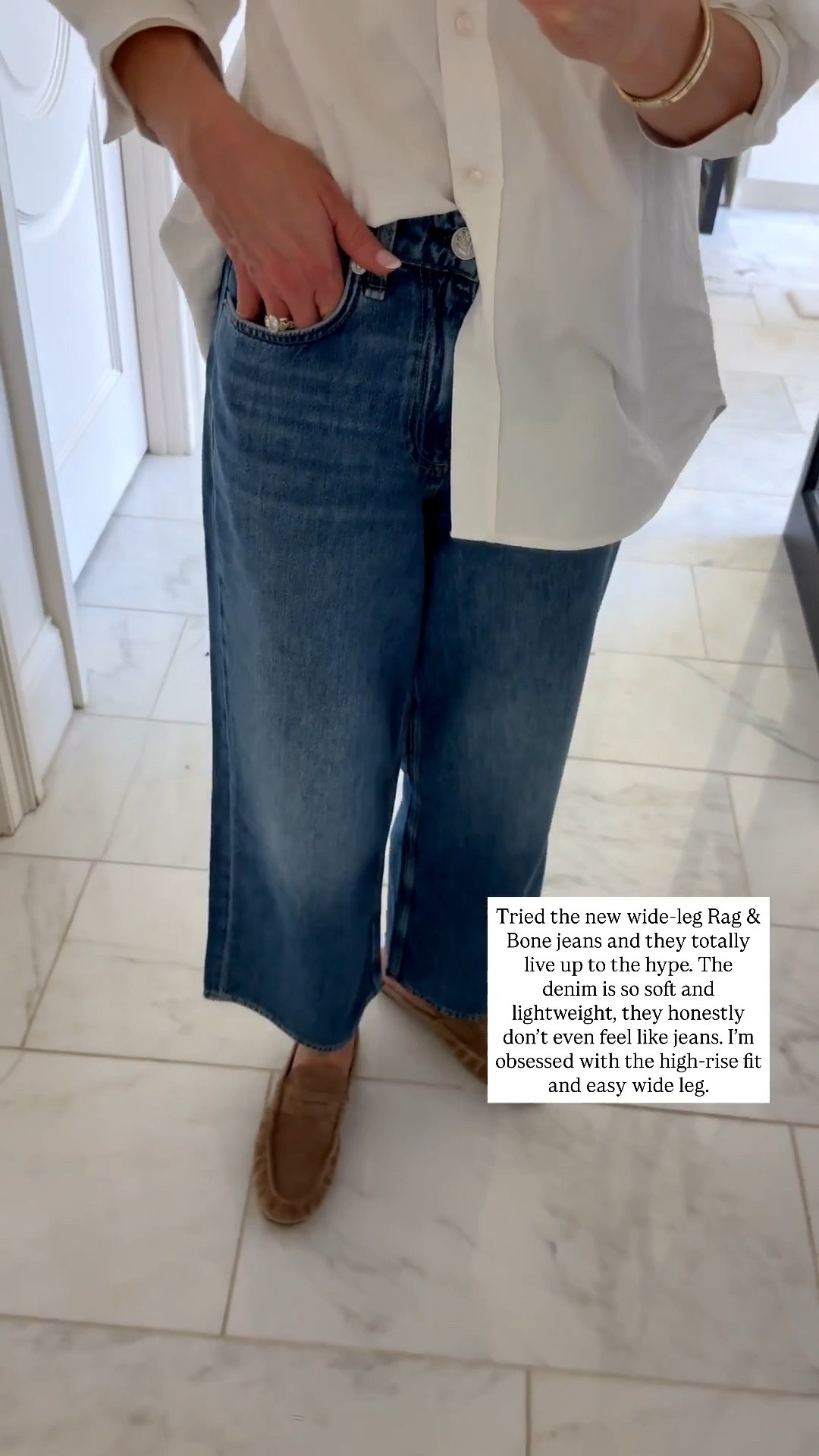 Super lightweight jeans -comfortable. I'm wearing size 25 and I'm 5'7 for reference 