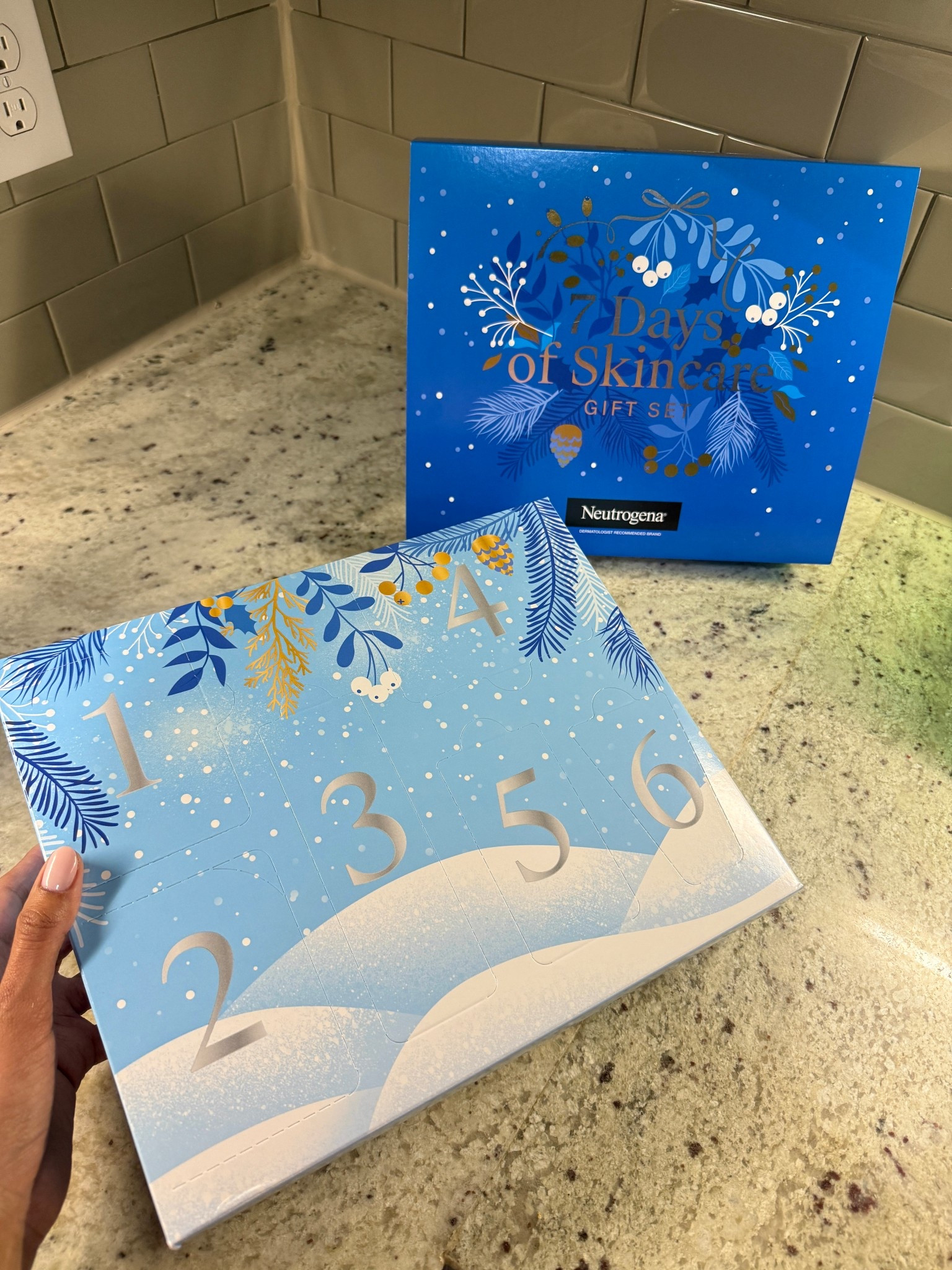 Last minute gift idea advent calendar 😍 love this one from Neutrogena! 🩵 available on Amazon

Neutrogena, affordable skincare, skincare gifts, advent calendars, gift ideas 

#LTKGiftGuide #LTKHoliday #LTKFindsUnder100