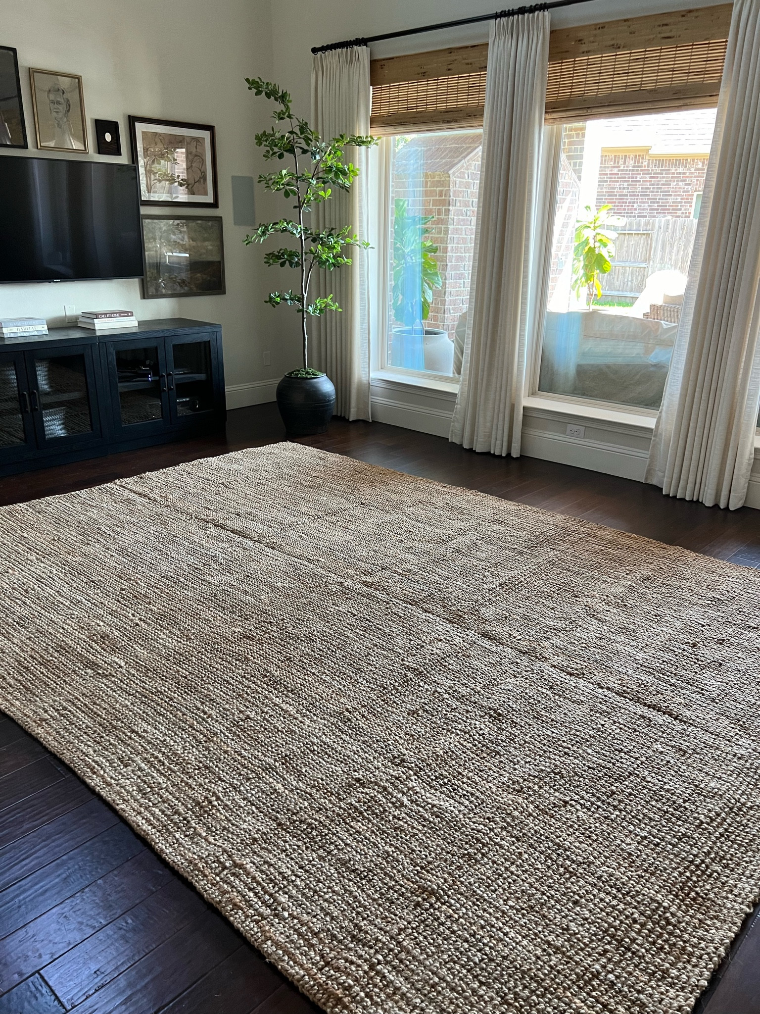 Affordable large chunky jute rug.  I have the Natural in a 9x12.



#LTKHome