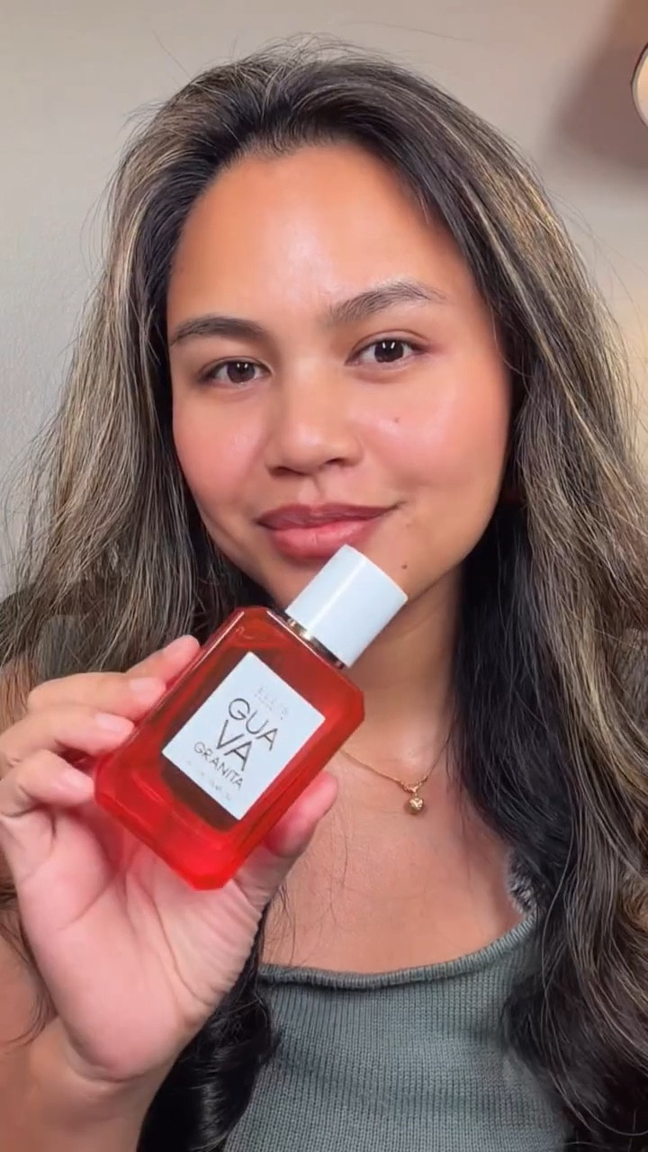 If you love smelling like vacation but luxury, this is it. ☀️✨ @ellisbrooklyn Guava Granita is fruity, creamy, and effortlessly elegant.

#EllisBrooklyn #GuavaGranita #LuxuryFragrance #PerfumeLover #CleanBeauty