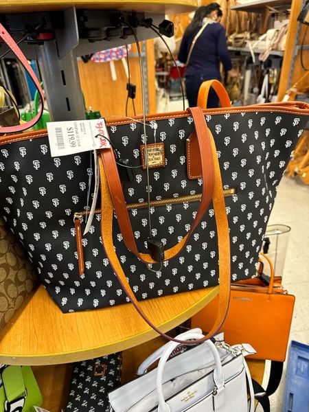 Dooney & Bourke totes at TJ Maxx! Just in time for baseball season ⚾️😍 I found some online, but can’t beat this deal! Run to your TJ Maxx to find these first!

UP TO 50% OFF + AN EXTRA 35% WITH CODE:
FIREWORKS on @ilovedooney.com for this MLB Giants Large Tote

🚨4TH OF JULY sale still on!! UP TO 50% OFF SELECT STYLES




Summer sale, summer accessories, baseball fans


#LTKSaleAlert #LTKStyleTip #LTKSeasonal
