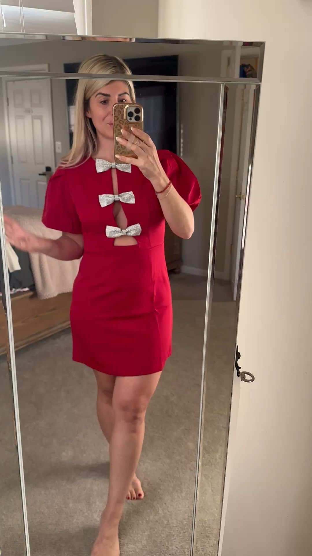 Perfect holiday dress ♥️🌲

#LTKSeasonal #LTKHoliday #LTKFindsUnder50