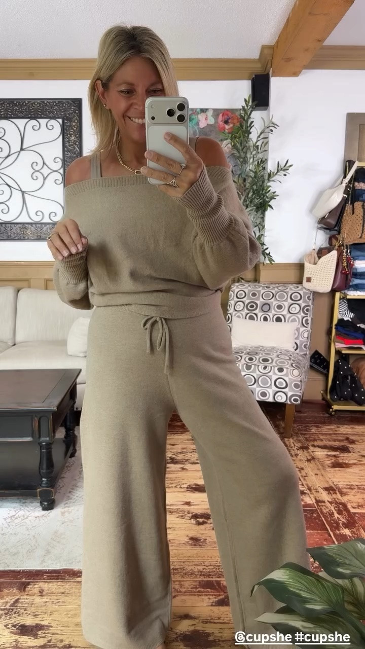 @cupshe #cupshe top size medium and bottoms size large- SO COMFY!! Use code Nicole2026 to save on orders over $70

#LTKootd #LTKOver40 #LTKMidsize