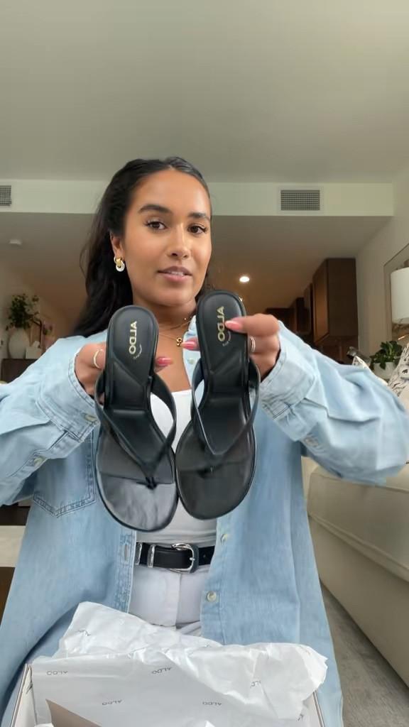 The most perfect kitten heel flip flops for summer! I am a size 7 and bought a 7! 

#kittenheels #blackkittenheels #aldo #aldoshoes #aldokittenheels #summershoes #summerheels #blackheels 


#LTKstyletip #LTKsummer #LTKcanada