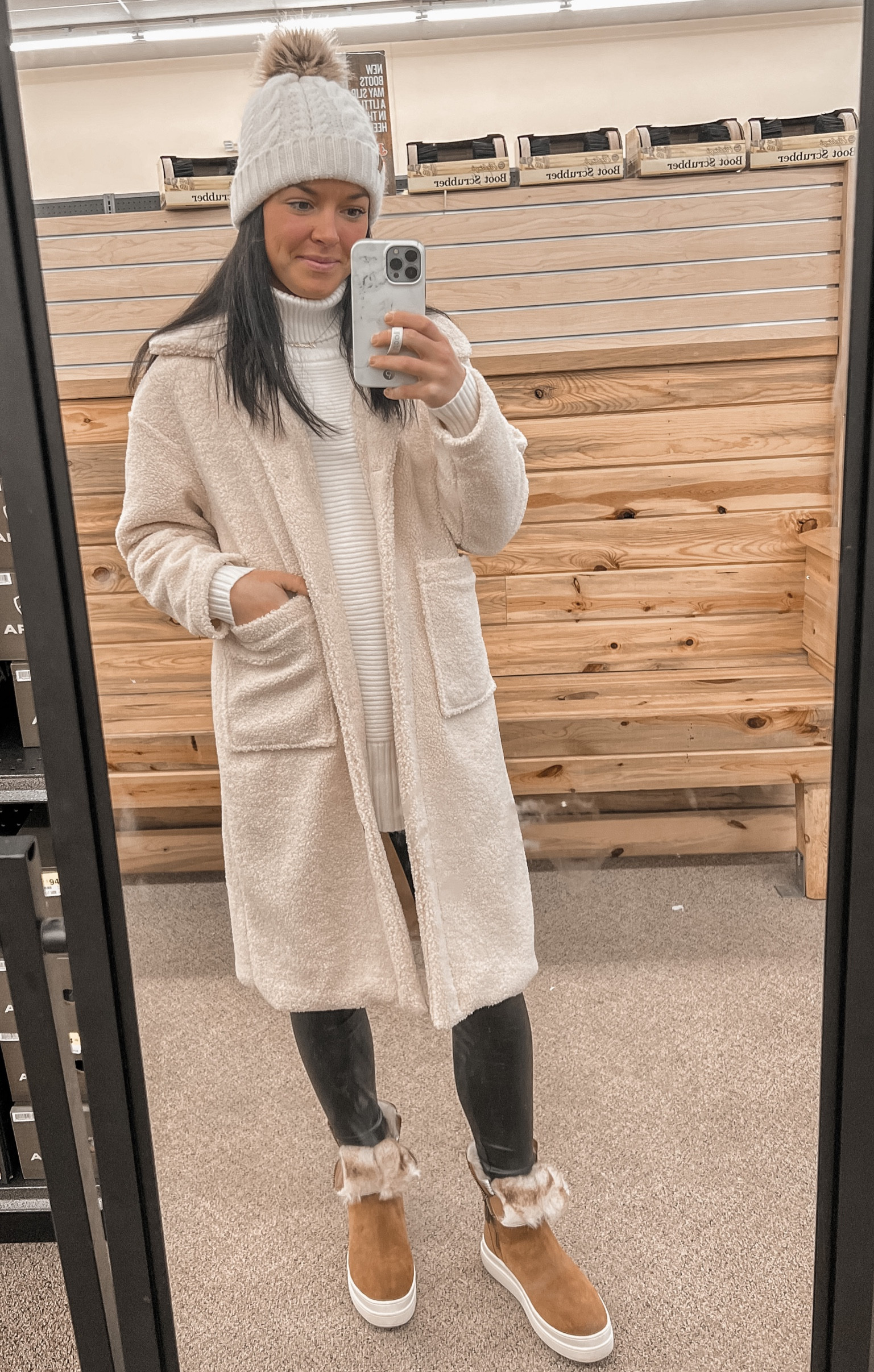 Colorado outfit 🗻 



Amazon outfit / Amazon find / winter outfit / teddy coat / Amazon coat / boots / winter boots / airport outfit / snow boots / breckenridge / faux leather leggings / resort wear 

#LTKfit #LTKshoecrush #LTKFind