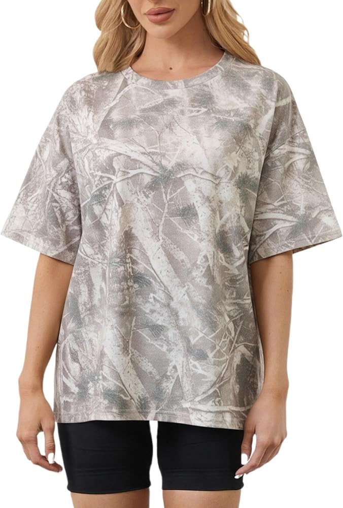 Camo Shirt for Women Maple Leaf Print Short Sleeve Crewneck T-Shirts Summer Oversized Tee Shirts ... | Amazon (US)