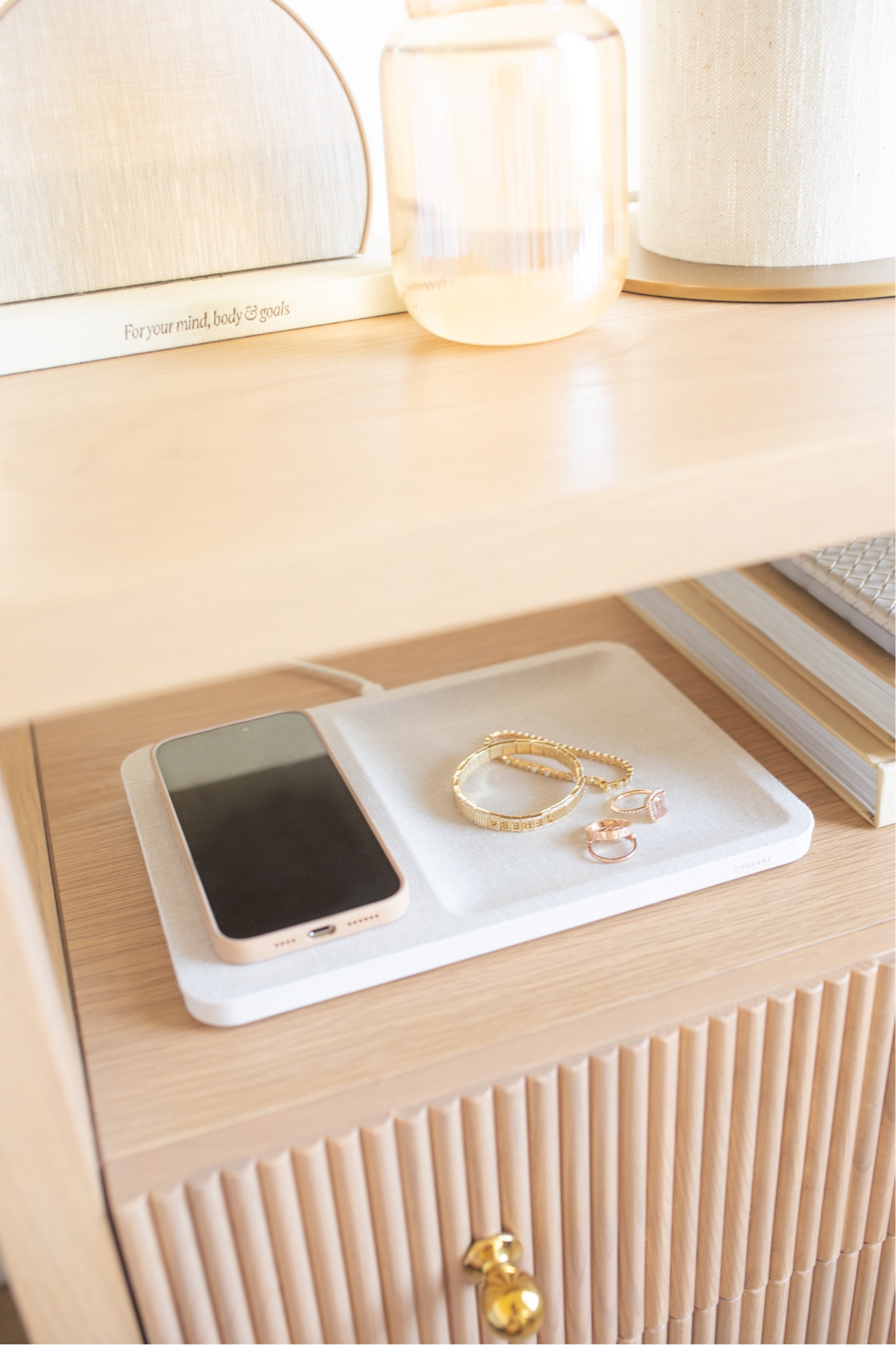 My nightstand essentials

Bedroom favorites, night time must haves

#LTKhome #LTKFind #LTKstyletip