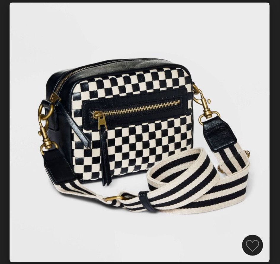 The bag we all need that would make the cutest gift & comes in a couple really cute colors!😍🖤🤍

#LTKHoliday #LTKGiftGuide #LTKstyletip