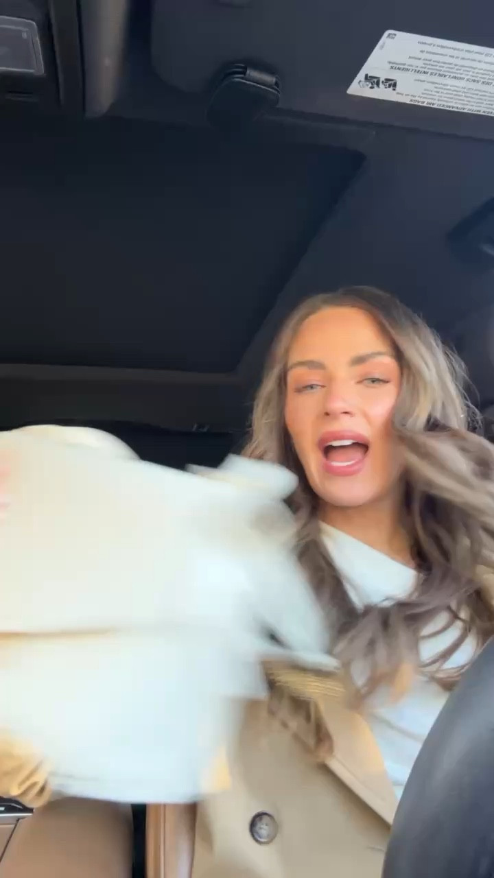 ERRANDS VLOG ✨
Top - small
Jeans - 25R 
Jacket - small


#LTKvlog #LTKmomlife #LTKdayinmylife