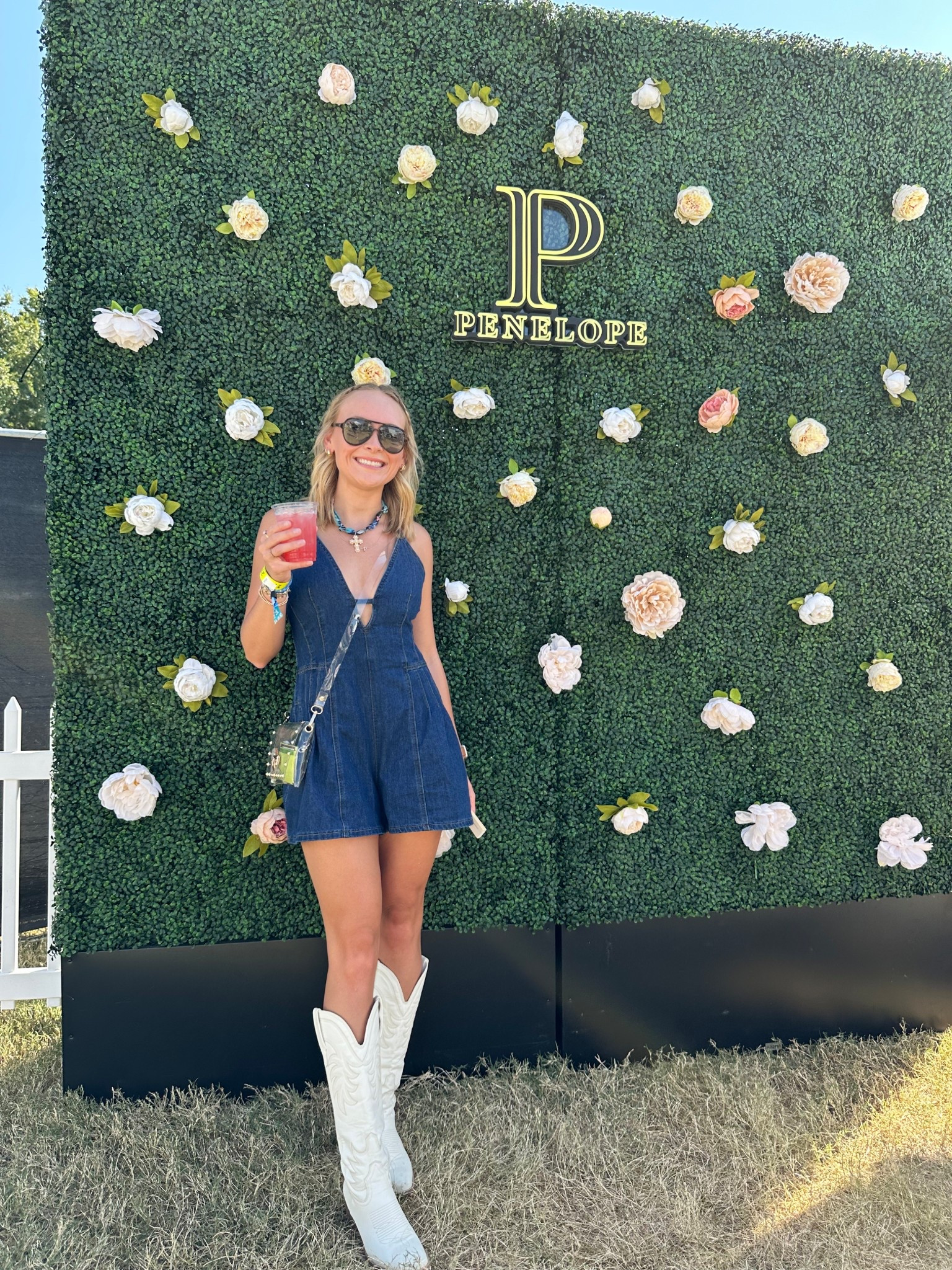 denim romper🤍

ordered a medium but could’ve done a small! I had to have it taken in.