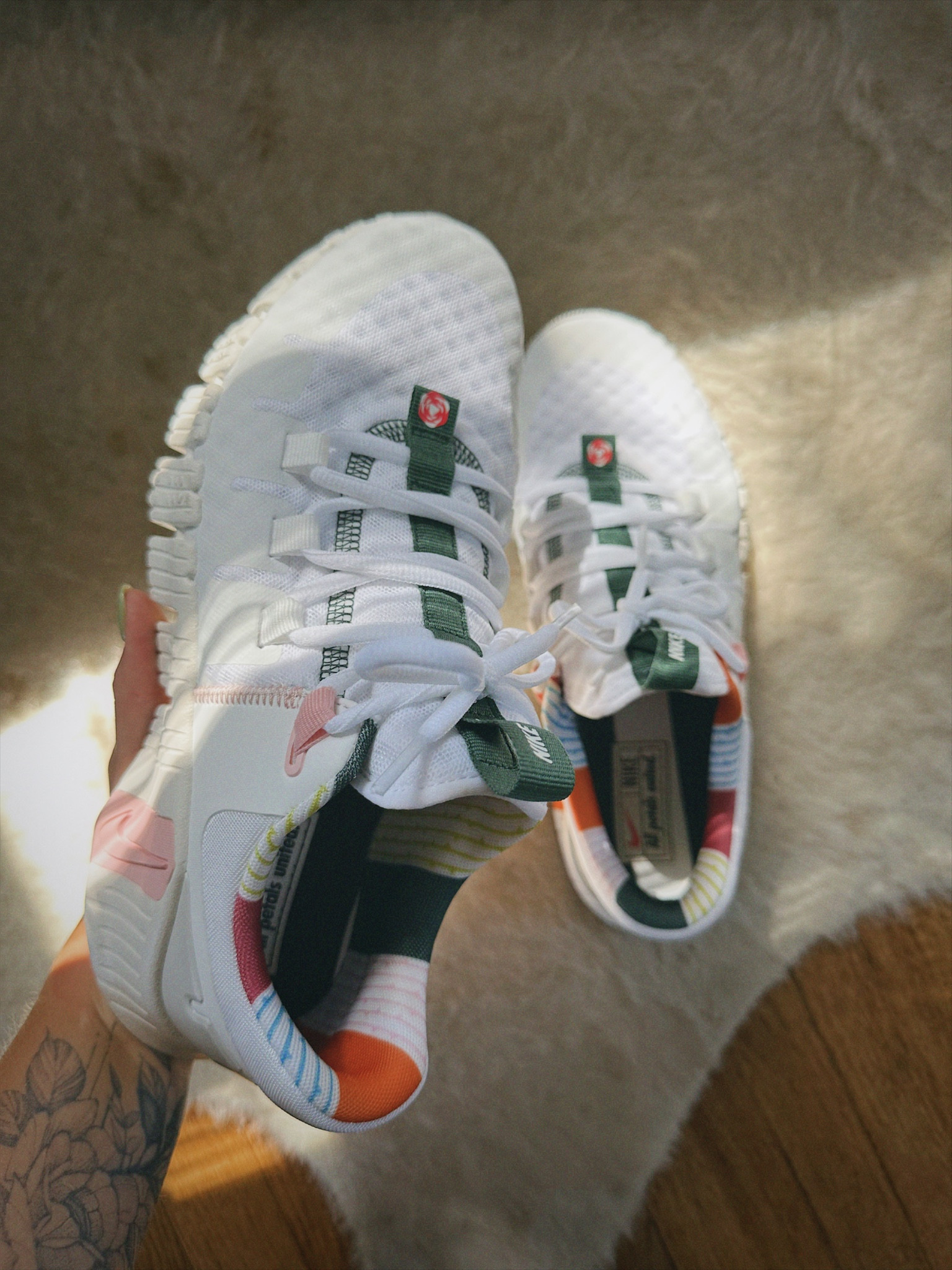 Can we all just pause and take a moment for these shoes!!! They are PERFECTION!! Nike Metcon 5. These are great for lifestyle, and lifting workouts. I have never been more in love with a shoe in my life!

*I sized up 1/2 a size!

#TeamNike
#FeelYourAll
#ad
@nikewellcollective
@nike

#LTKstyletip #LTKshoecrush #LTKfitness