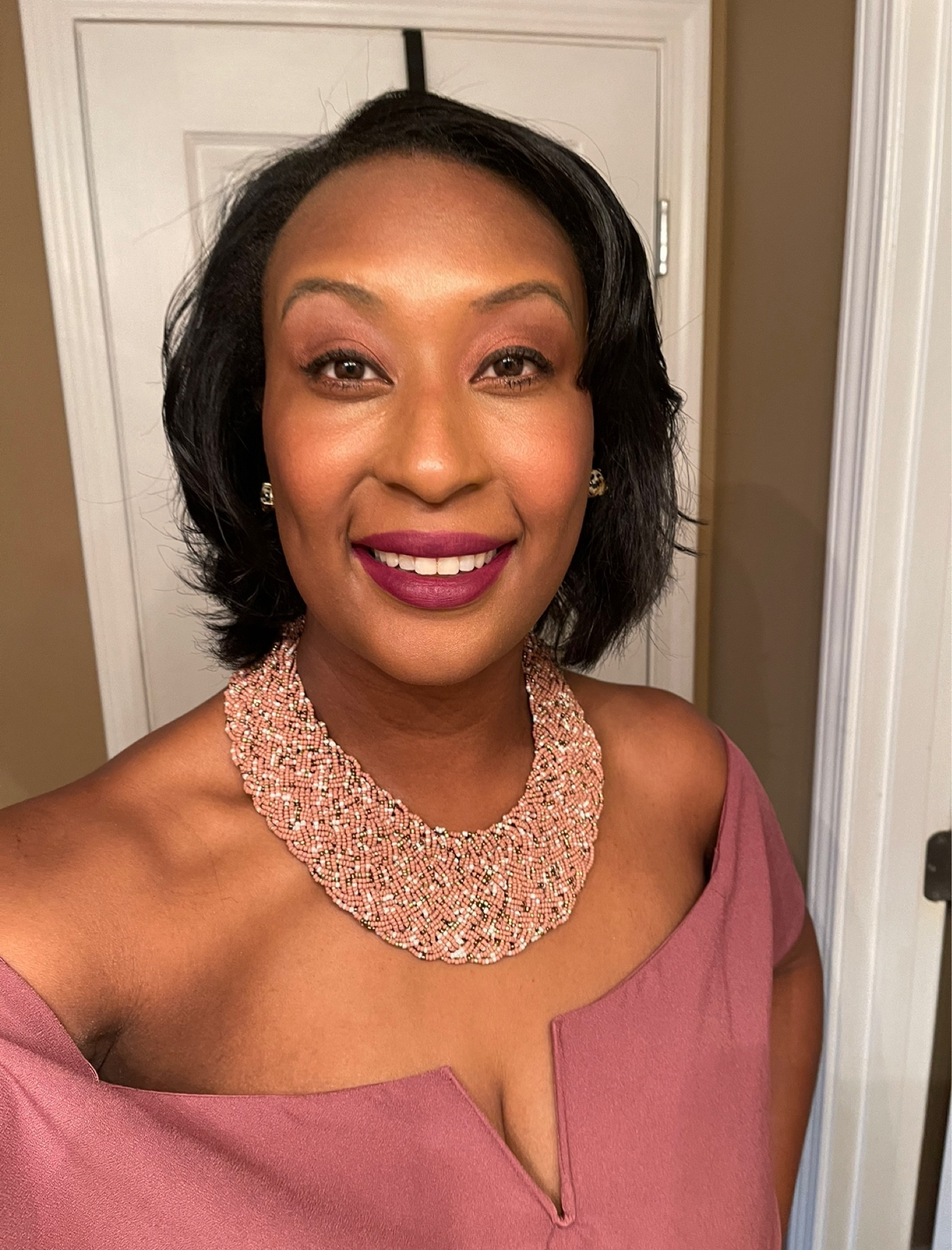 Valentine’s Day makeup | valentines | makeup | #motd | lipstick 💄 | eyeshadow 

#LTKbeauty #LTKfindsunder50 #LTKover40