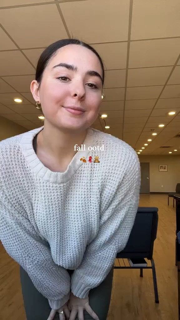 Neutral fall ootd 

#LTKFindsUnder100 #LTKSeasonal #LTKVideo