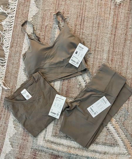 new workout outfit from athleta - sale! xs in bottoms, small in tops. 

#LTKsalealert #LTKstyletip #LTKfitness