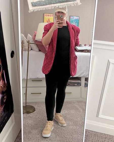 Another day, another comfy consultation fit.

rise + SHINE
Southworth Design

black leggings, faux leather leggings, statement blazer, pink outfit, pink blazer, Nike Air Force 1, Spanx, Rent the Runwayy

#LTKworkwear #LTKplussize #LTKover40