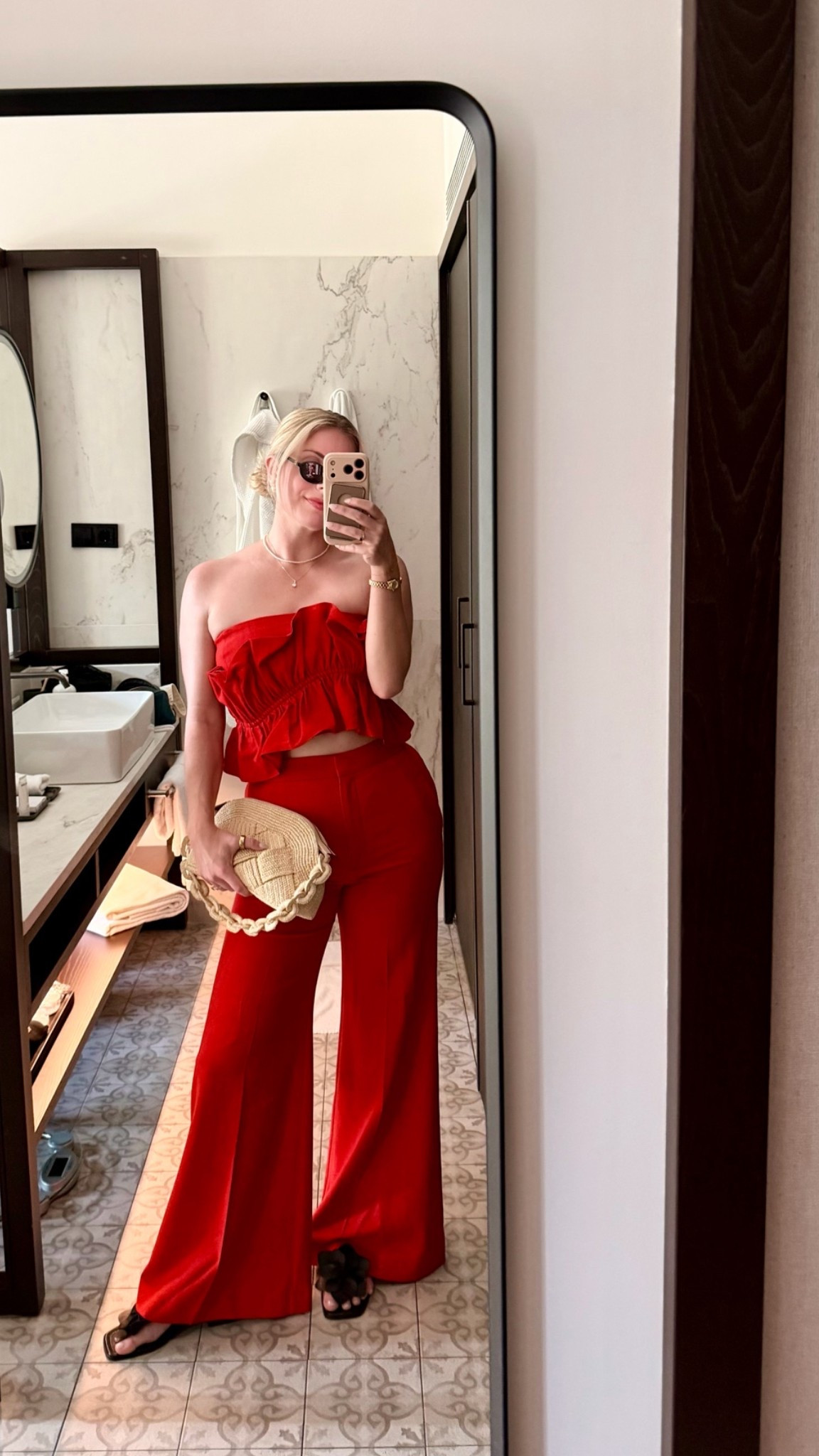 a pop of red for a date night out on the town ❤️ full set from sezane linked below

#LTKootd #LTKgrwm #LTKSeasonal