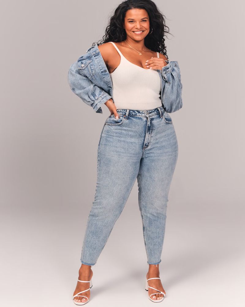 Curve Love High Rise Mom Jeans | Abercrombie & Fitch (US)