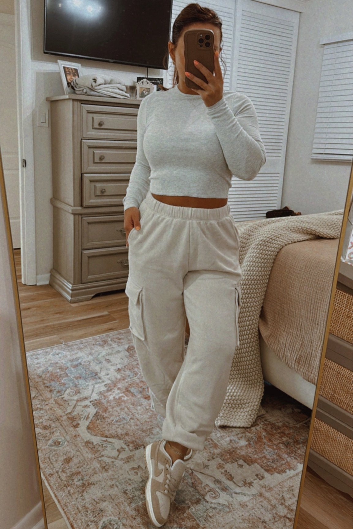 Abercrombie Sweats! On sale! #abercrombie #abercrombiefinds #abercromiehaul

#LTKGiftGuide #LTKHolidaySale #LTKHoliday