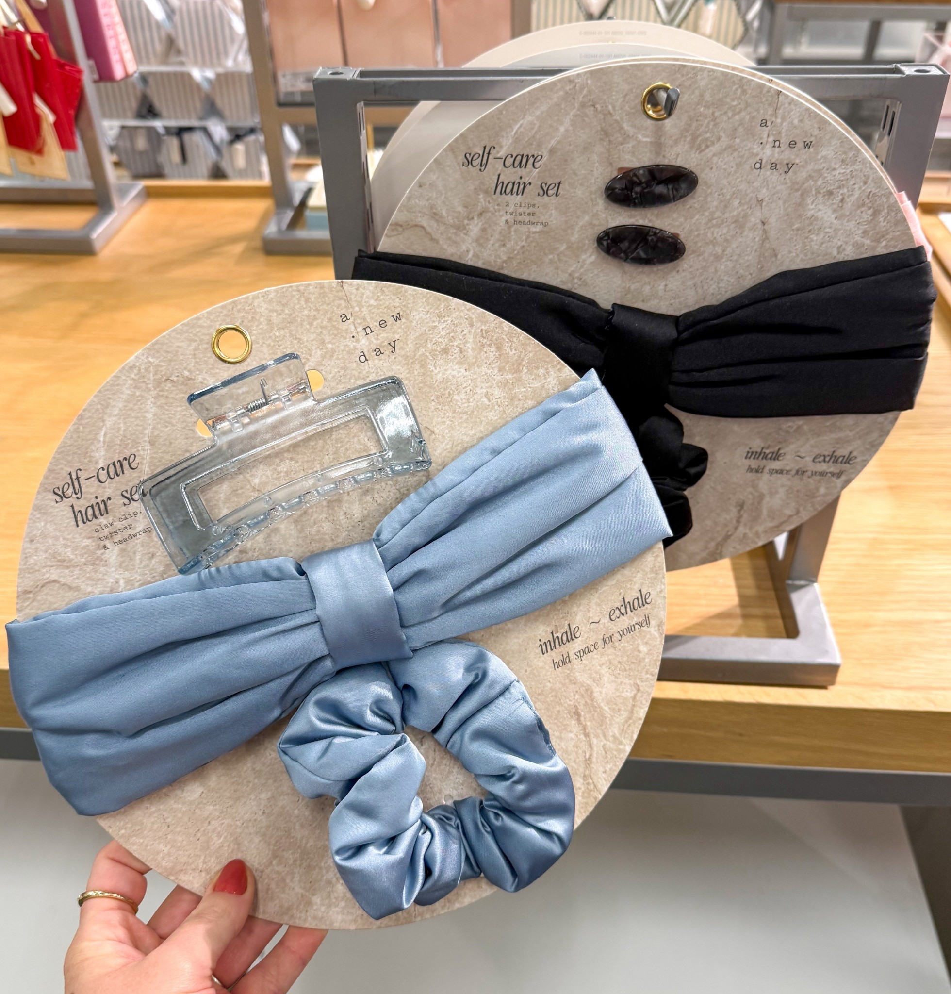 New 3 piece hair set 

#LTKootd #LTKBeauty #LTKFindsUnder100