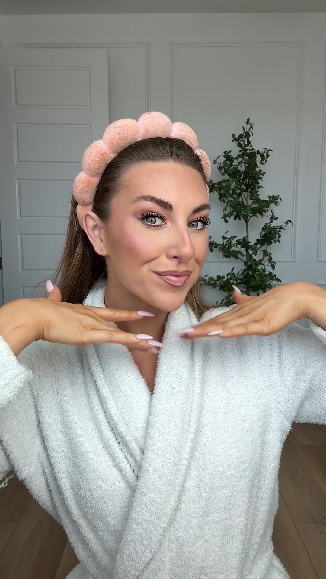 My everyday full makeup look! A bunch of my faves are on sale at Sephora!! Shade names below! 

Today’s makeup & shades! 

Saie Beauty glow: star glow 
Brow gel: 3.5
Foundation: Light medium warm
DIBS desert duo: 2.5 for bronzer and 5.5 for blush
Eyeshadow: I used elegance & jeweled palettes & used light pink & light tan shades
Liquid bronzer: cool bronze  
Concealer: shade 1.5
Powder bronzer: spiced chai 
Powder blush: VIP Pink 
Highlight: mesmerize 
Setting powder: sugar cookie 
Lip liner: wherever walnut
Lipstick: pillow talk fair 
Gloss: rock candy 

#LTKBeauty #LTKWatchNow #LTKSaleAlert