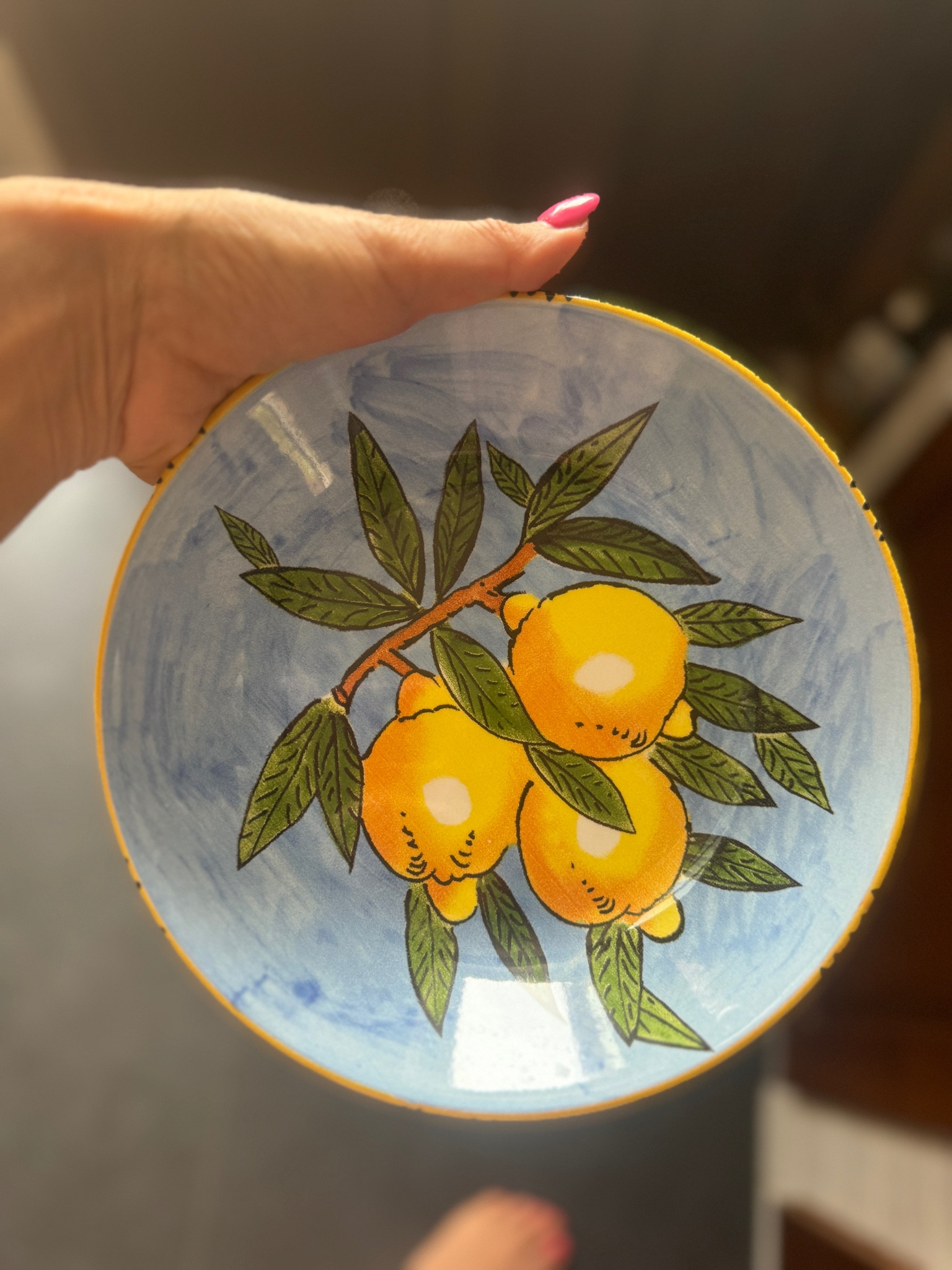 Brightening up my kitchen with this delightful lemon ceramic plate! 🍋💫 Here are some similar items from Amazon.

#ItalianDesign
#LemonPlate
#HomeDecor
#CeramicPlate
#SummerVibes
#KitchenDecor
#TableSetting
#HomeStyle
#InteriorDesign
#AmazonFinds



#LTKHome
