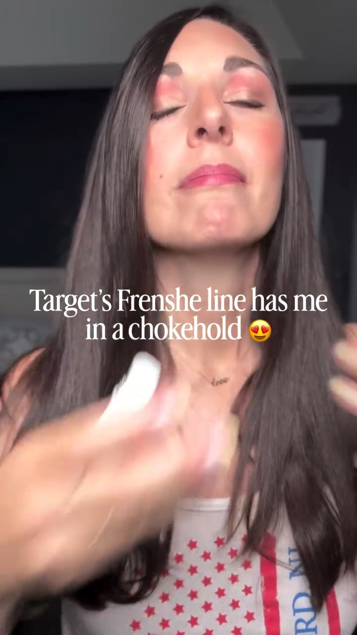 Okayyyy why did nobody warn me about the Being Frenshe line at Target?! 😍 It officially has me in a chokehold. The smell is SO good and now I need everything 😂 If you love a good self-care moment that smells expensive without the expensive price tag… run, don’t walk.

Have you tried it yet or do I need to influence you? 🤣👇

#targetfinds #beingfrenshe #targetbeauty #explore #reel beautyfinds affordableluxury targetmusthaves reel explore @christina_with_love_