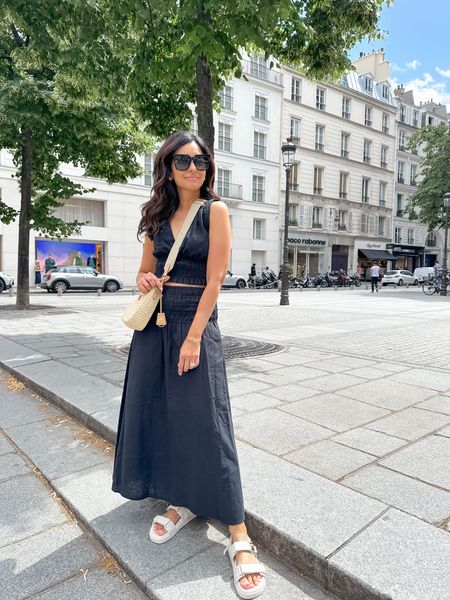Linking the exact set in a different material, my linen top sold out but they have the same one at Abercrombie in their new crinkle material. Runs TTS, sandals are so comfy and perfect for walking 

#LTKeurope #LTKshoecrush #LTKstyletip