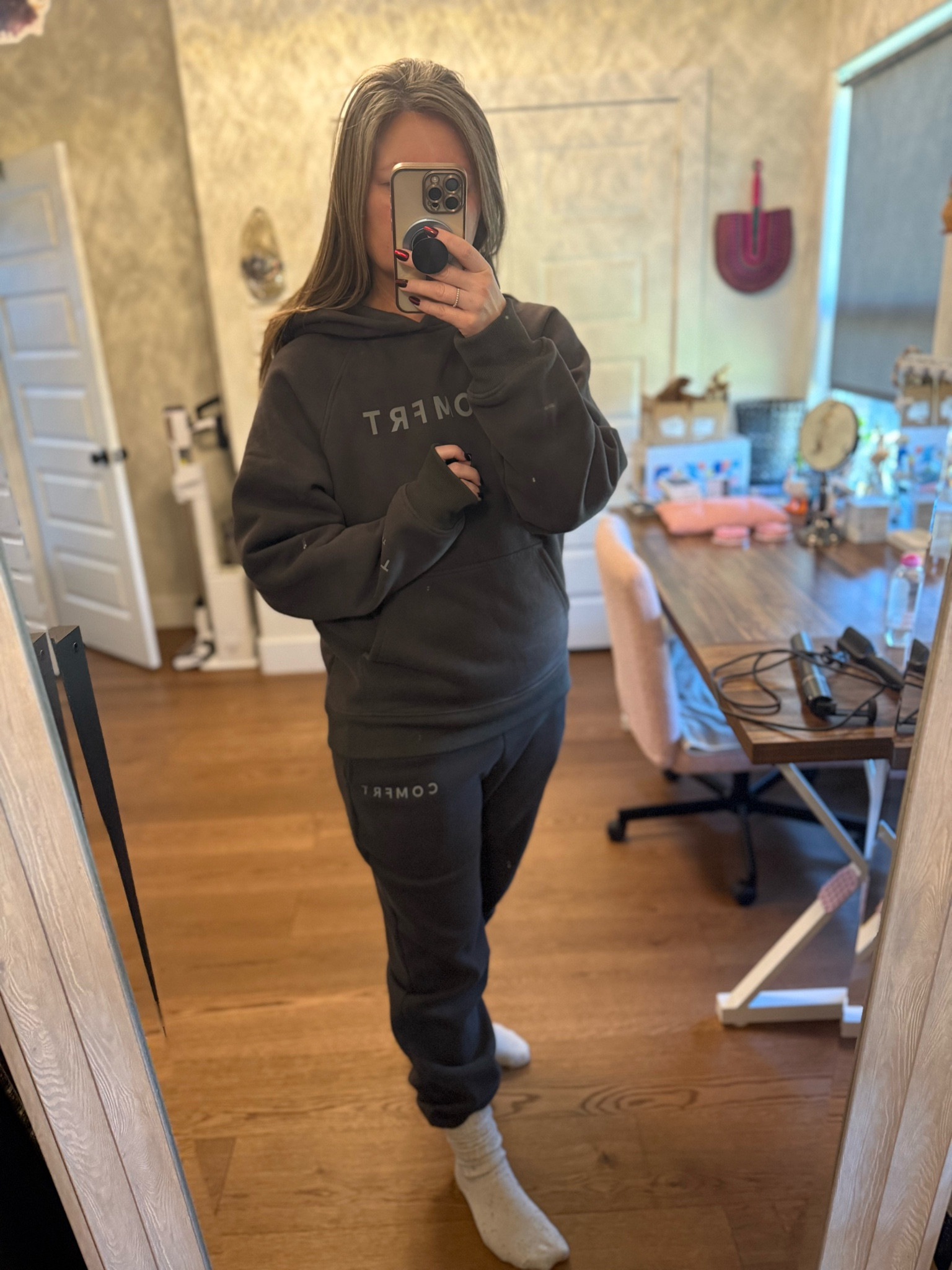 I love love love Comfrts sweat sets. They’re a slightly weighted material and super soft. Very true to size. Super warm and cozy 

#LTKFindsUnder100 #LTKStyleTip #LTKMidsize